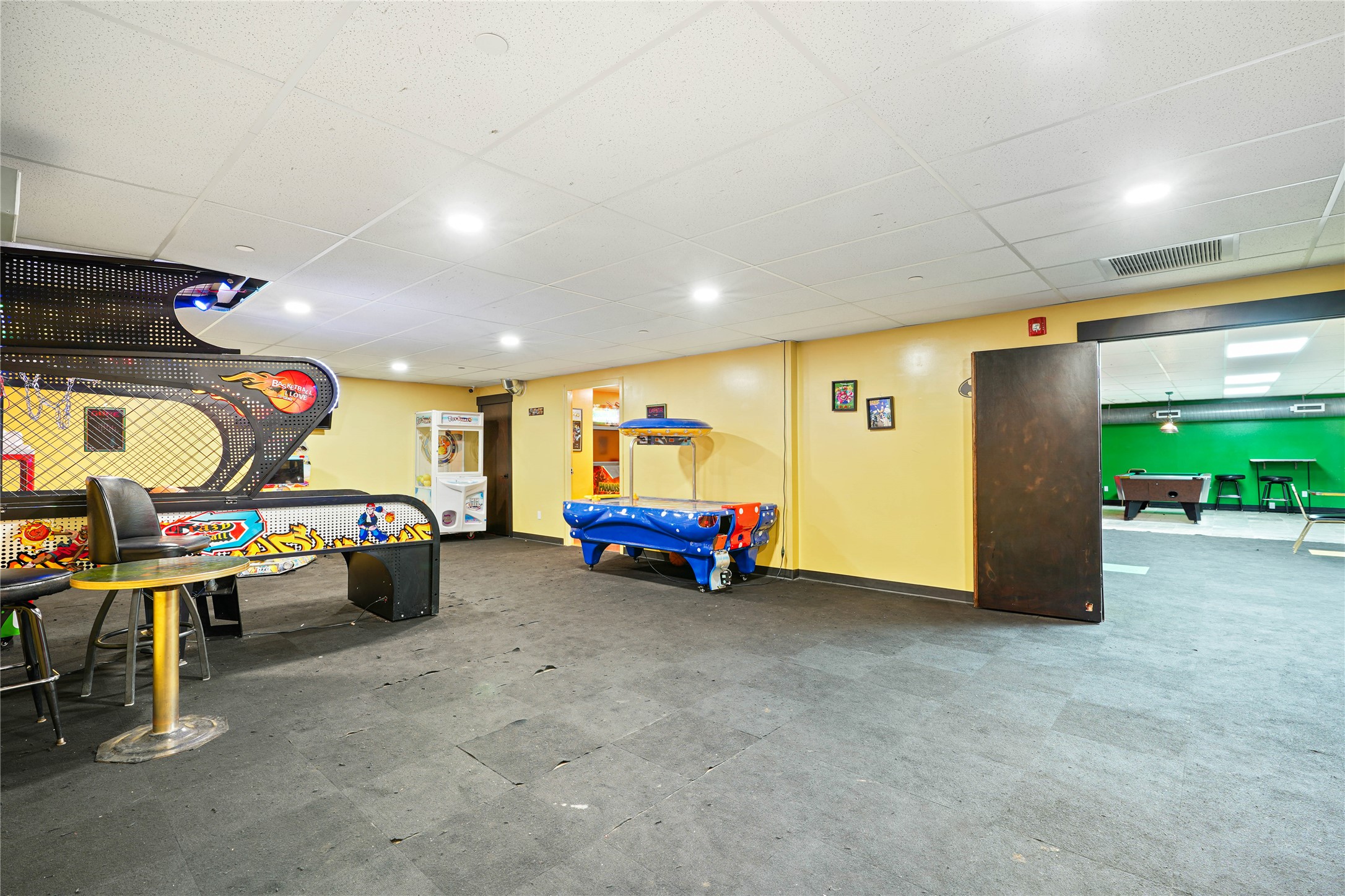 801 N Fee Street Property Photo 43