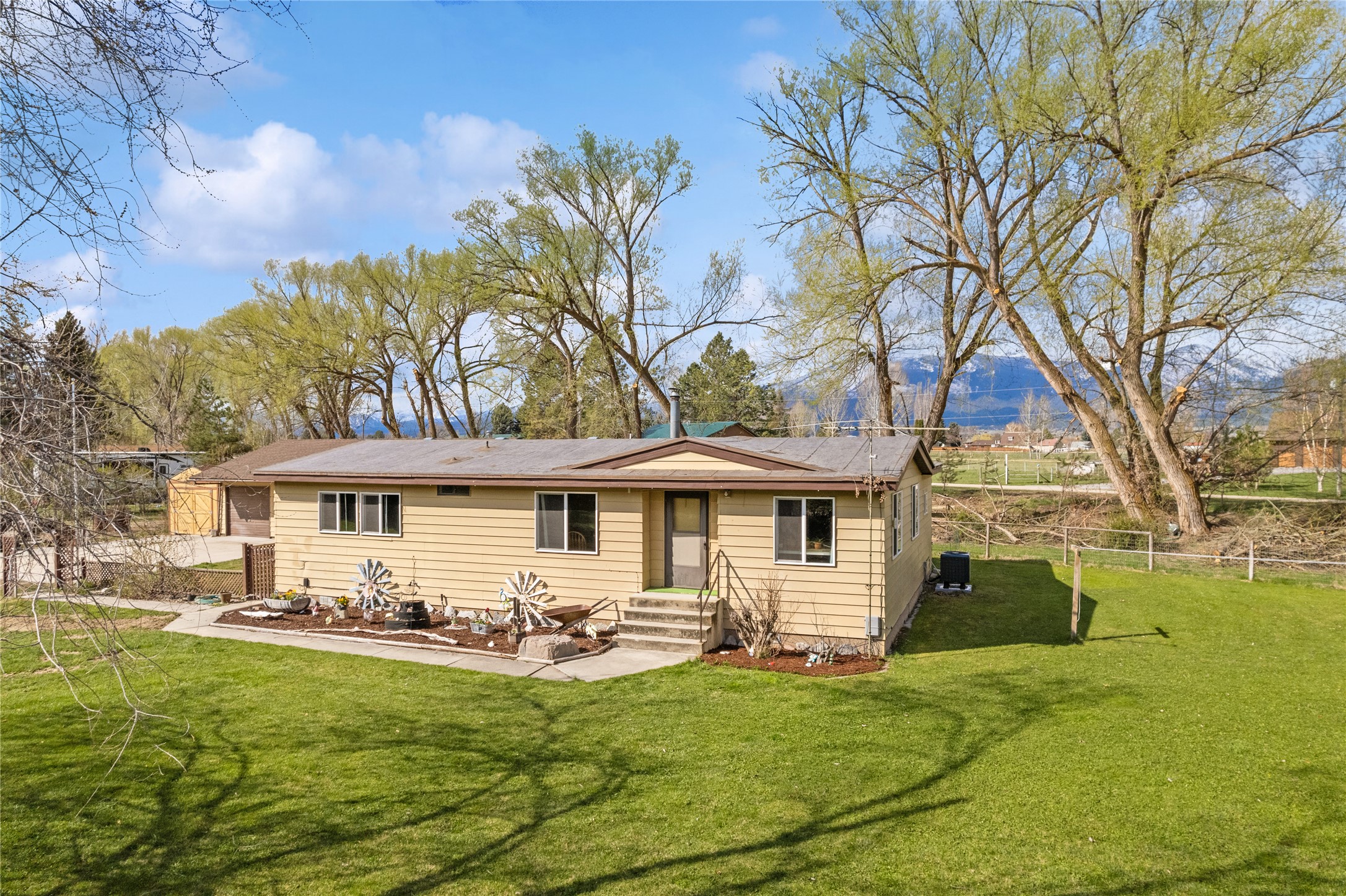 117 Martin Drive Property Photo