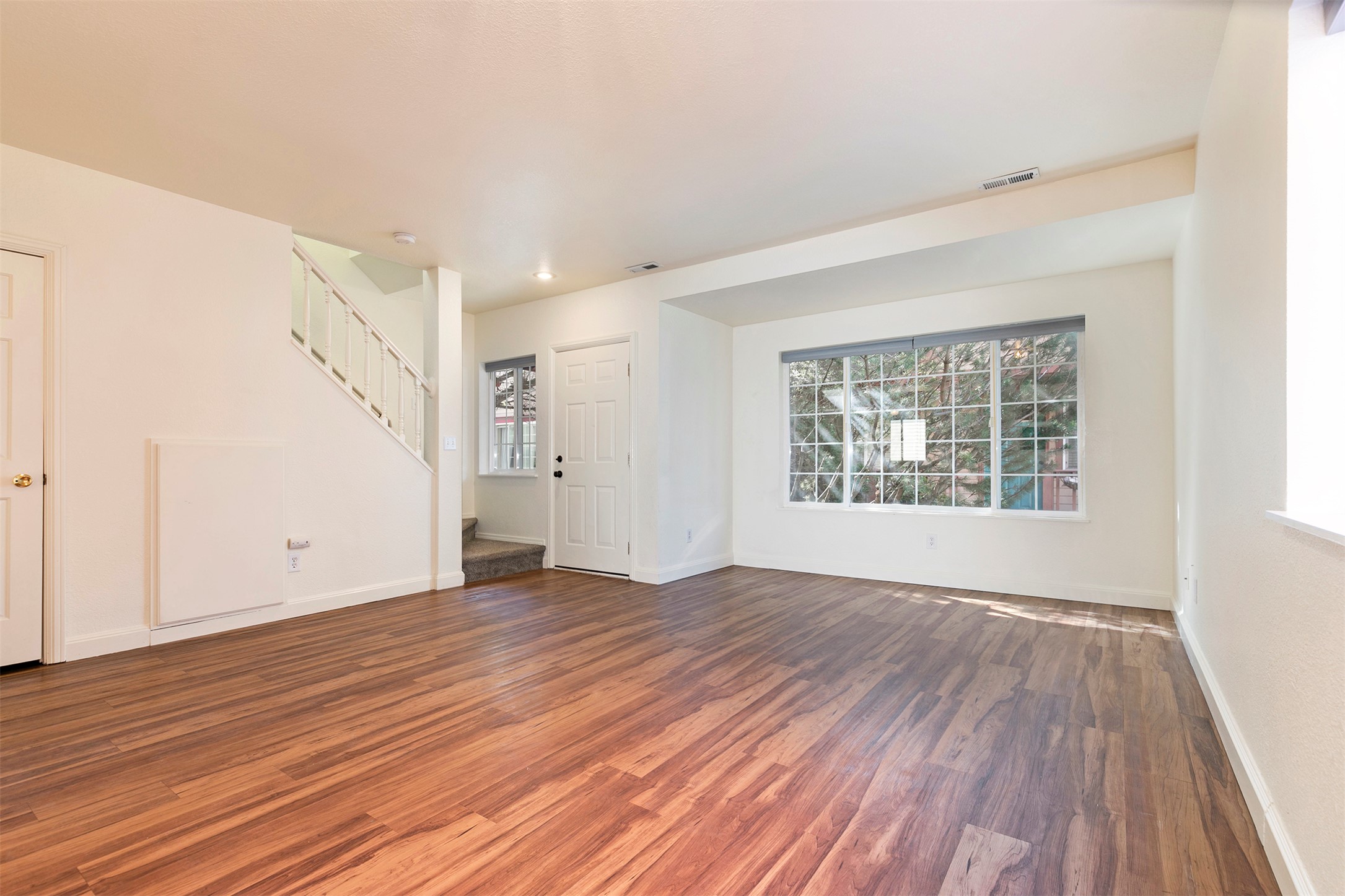 1312 Bridgecourt Way Property Photo 1