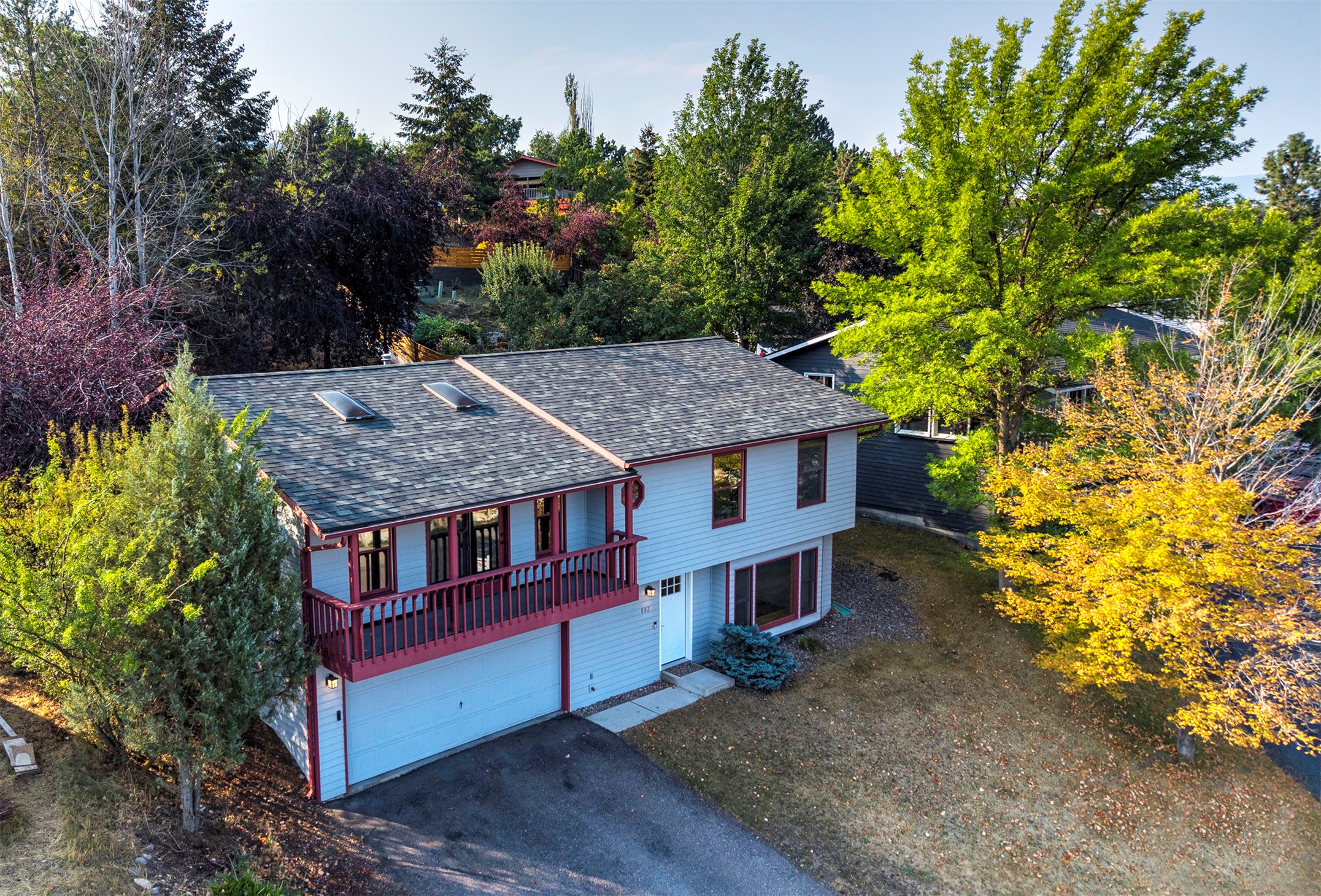 802 Normans Lane Property Photo 1