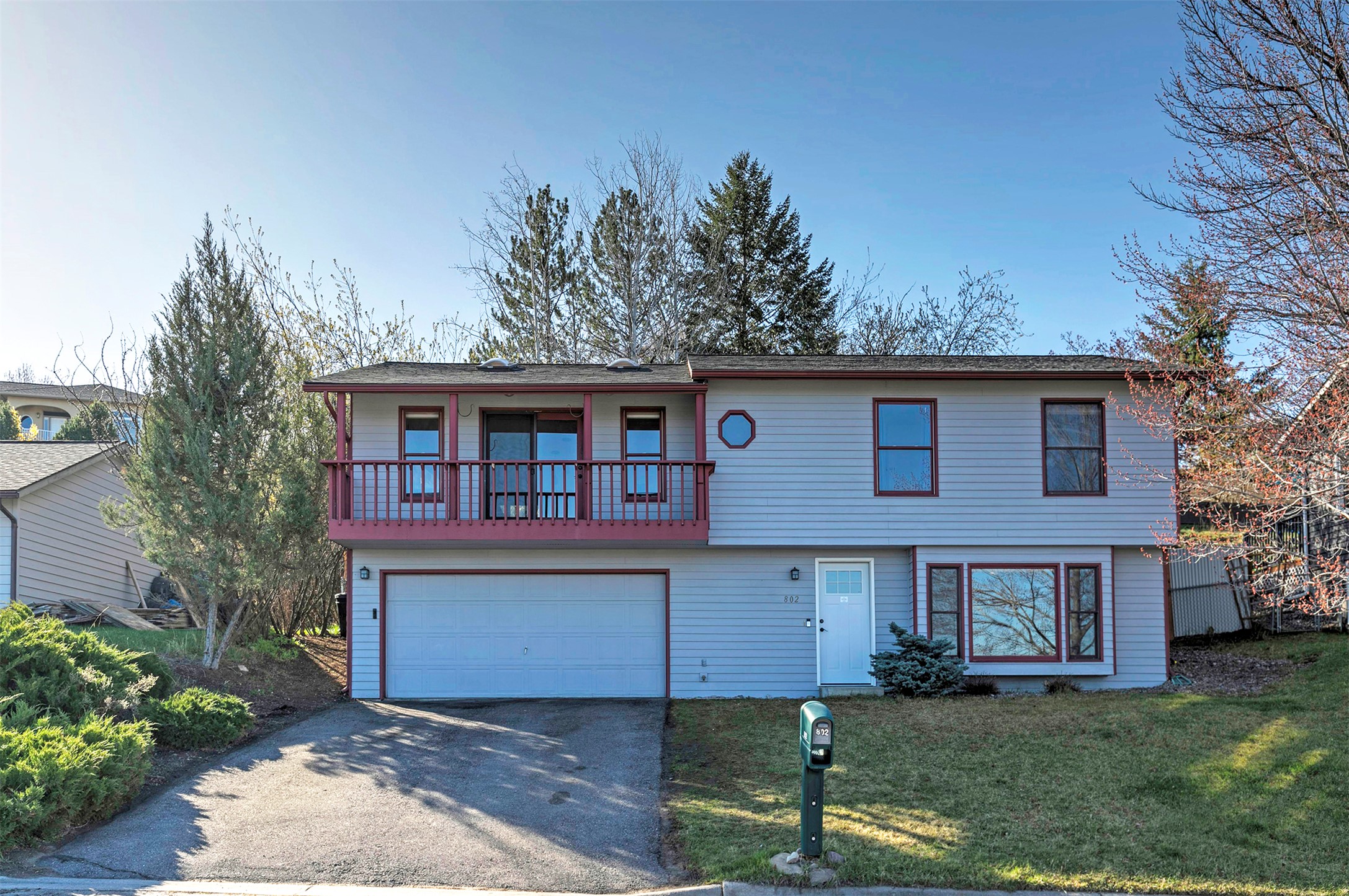 802 Normans Lane Property Photo 2