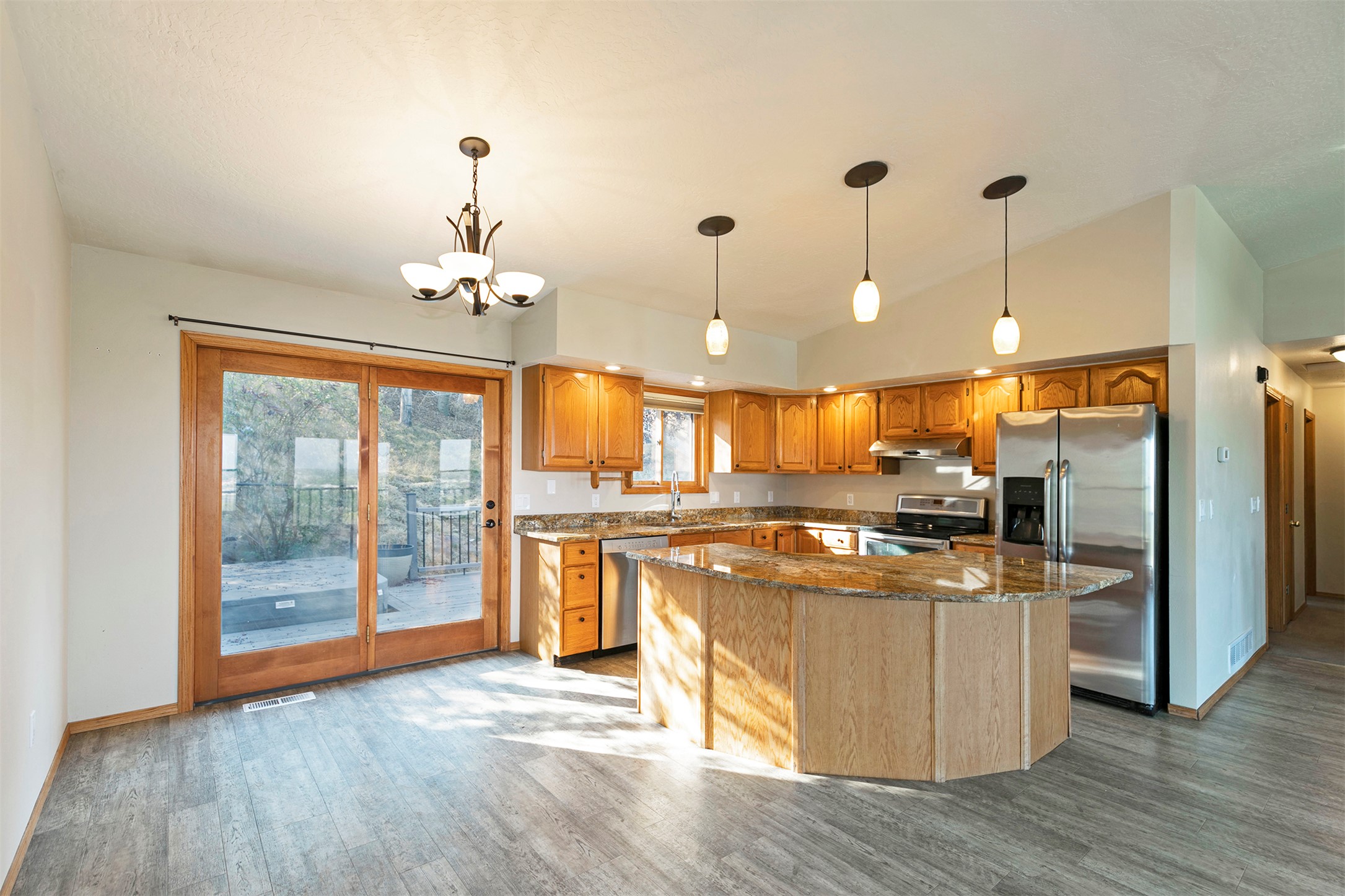 802 Normans Lane Property Photo 9