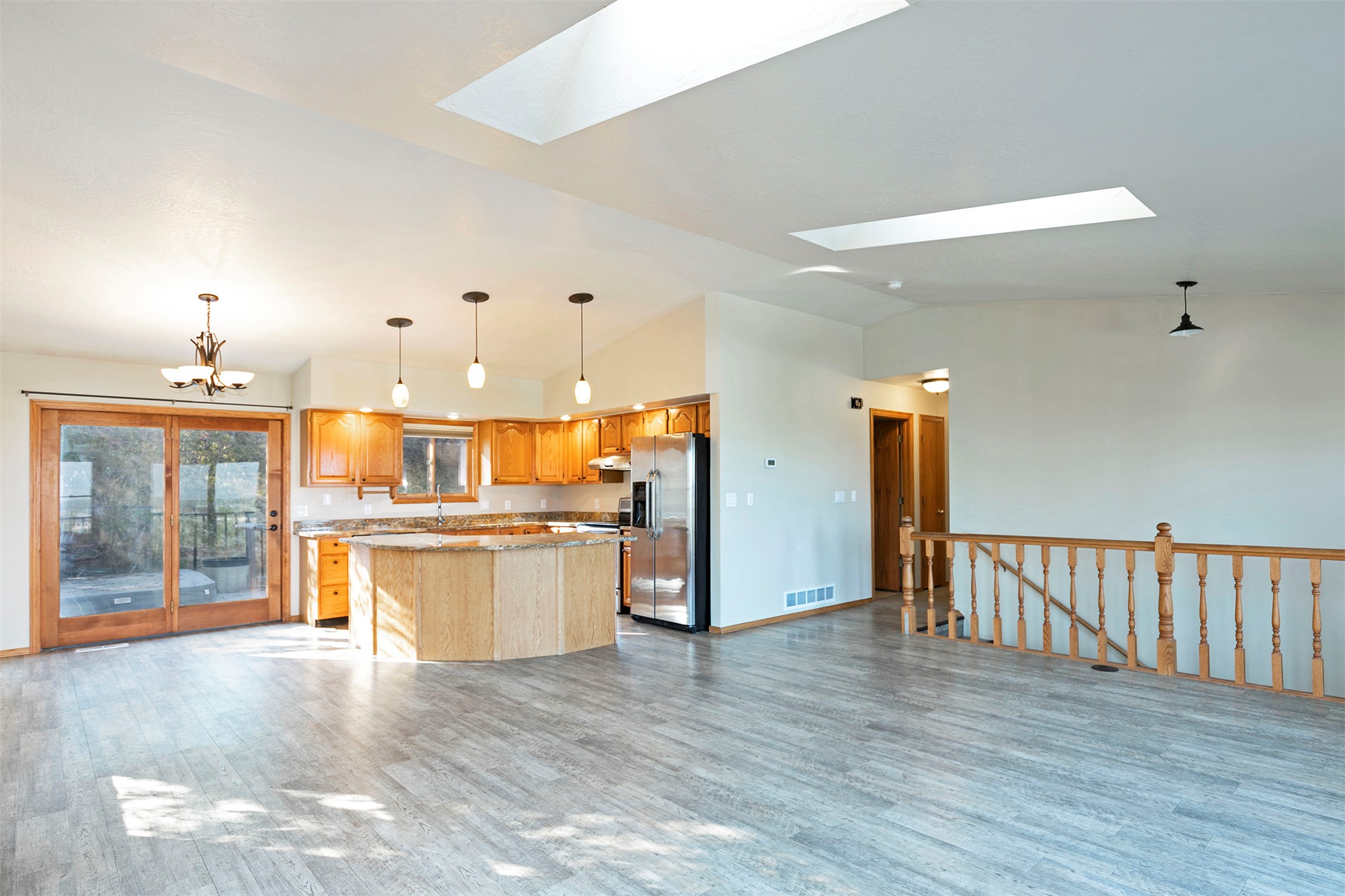 802 Normans Lane Property Photo 11