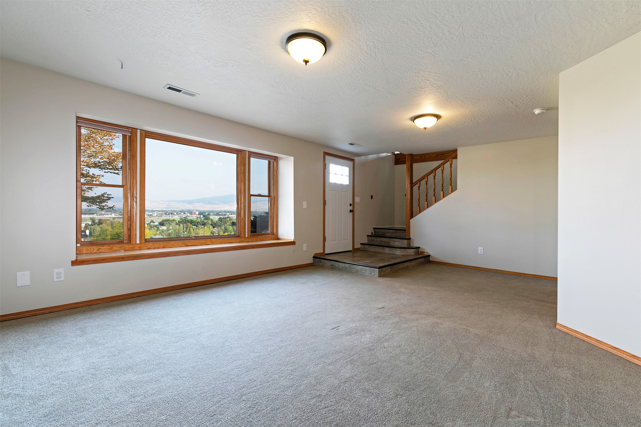 802 Normans Lane Property Photo 26