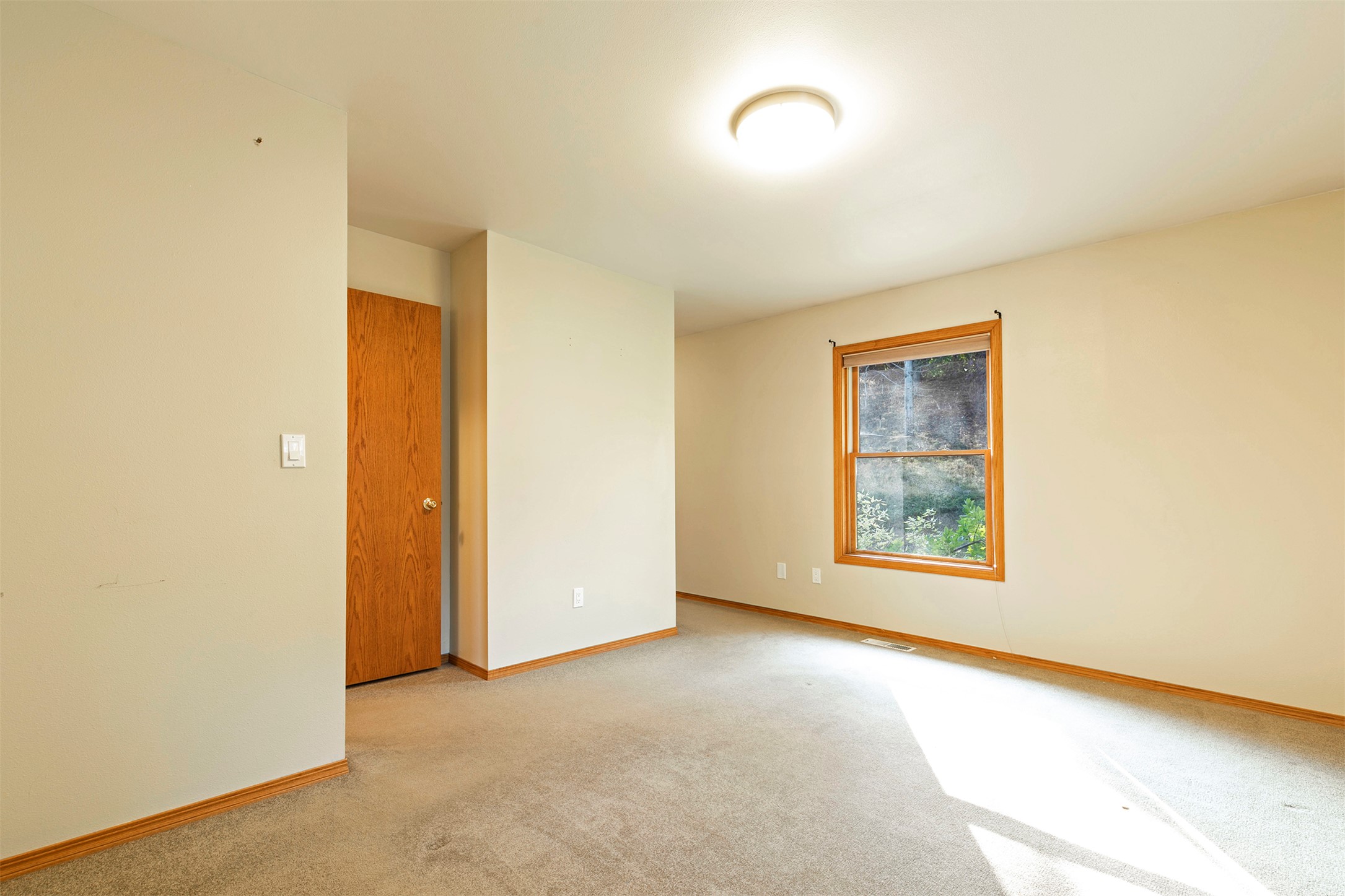 802 Normans Lane Property Photo 42