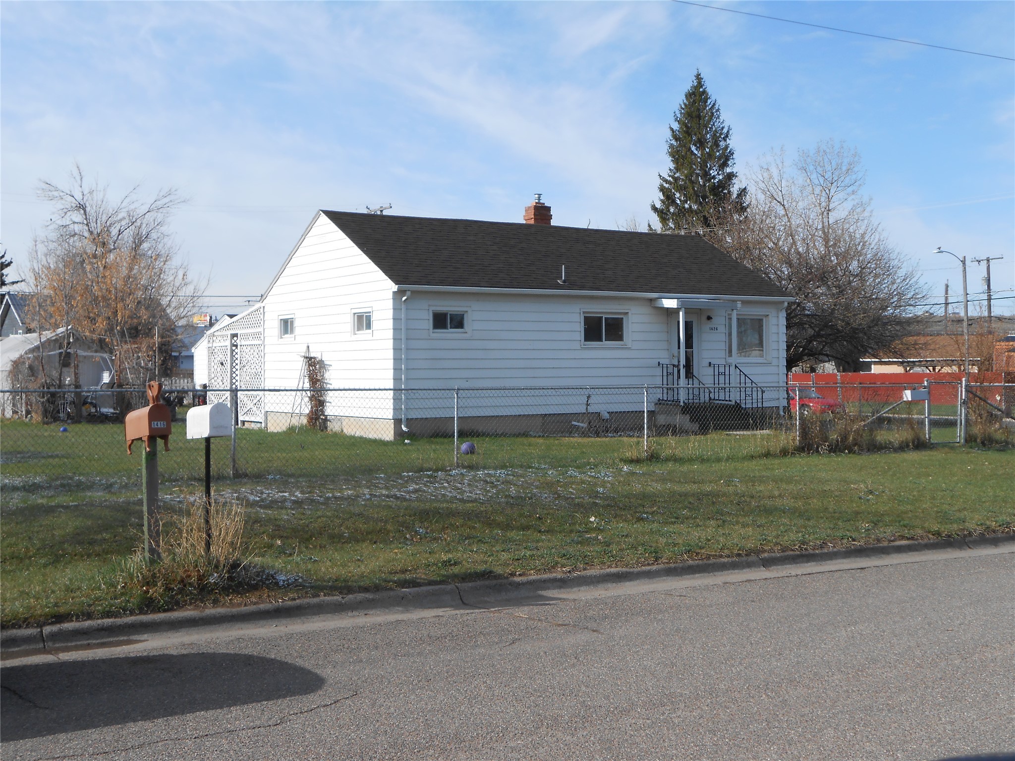 1426 2nd Avenue Nw Property Photo 1