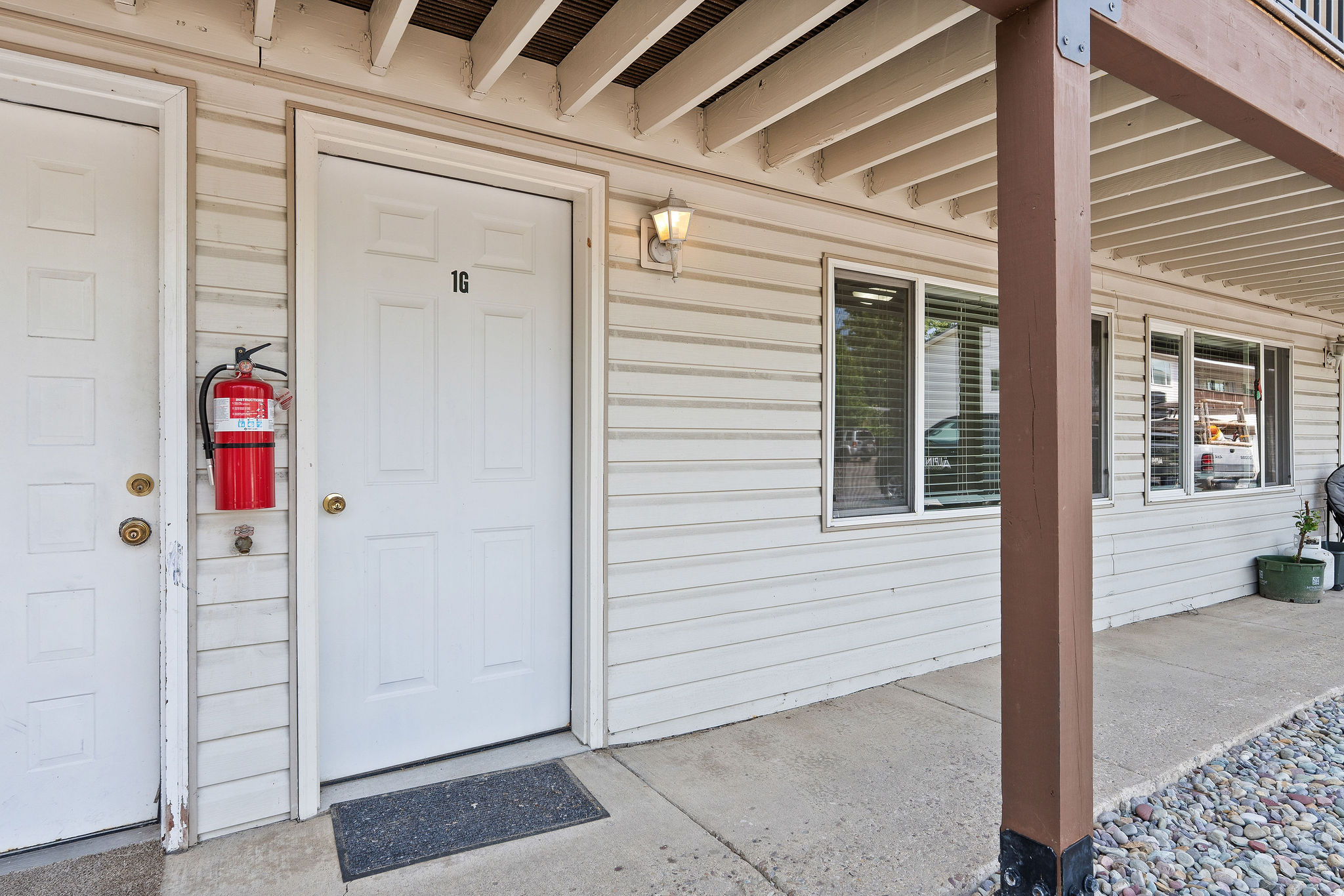 121 Iowa Avenue 1g Property Photo 11