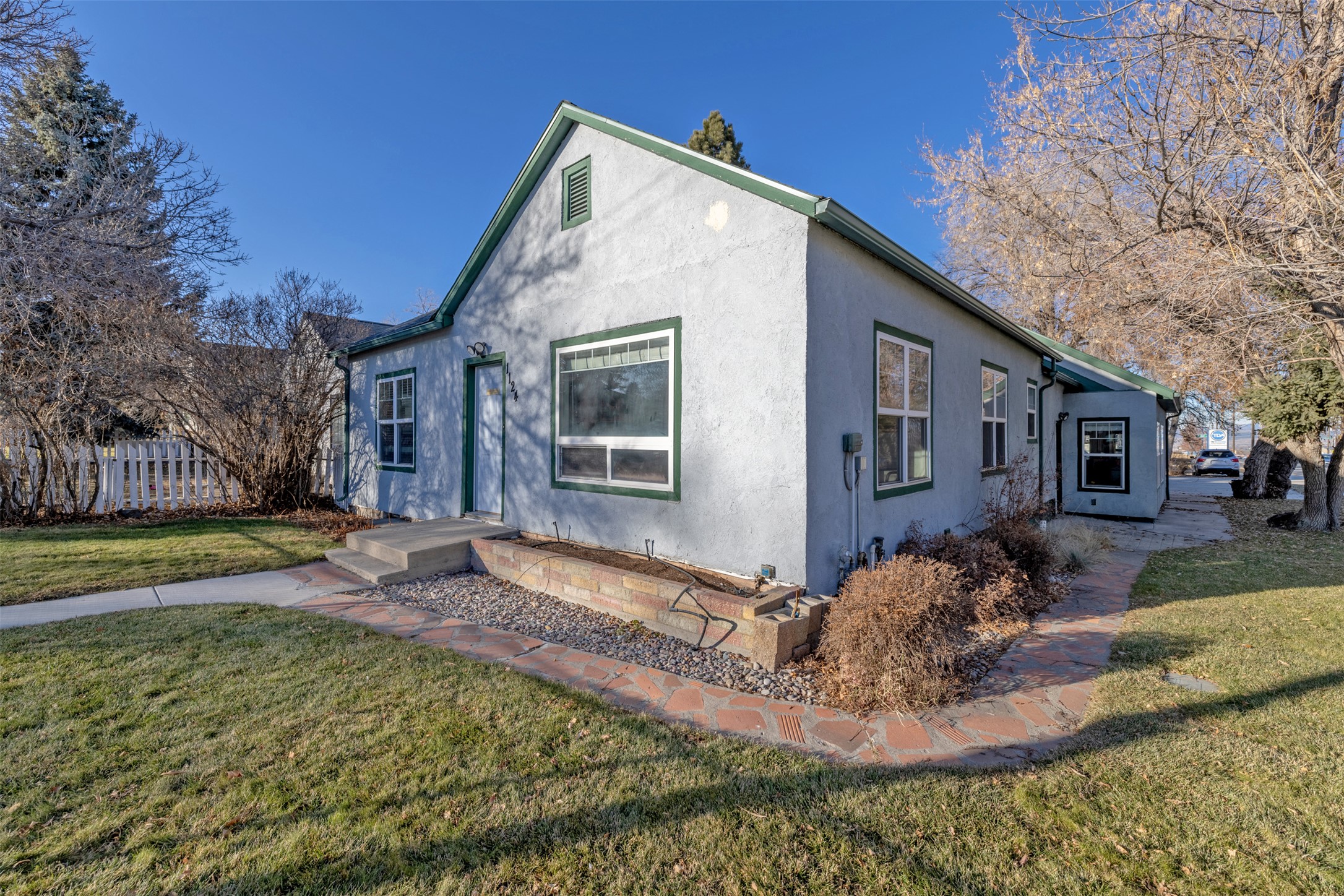 1124 Billings Avenue Property Photo 4