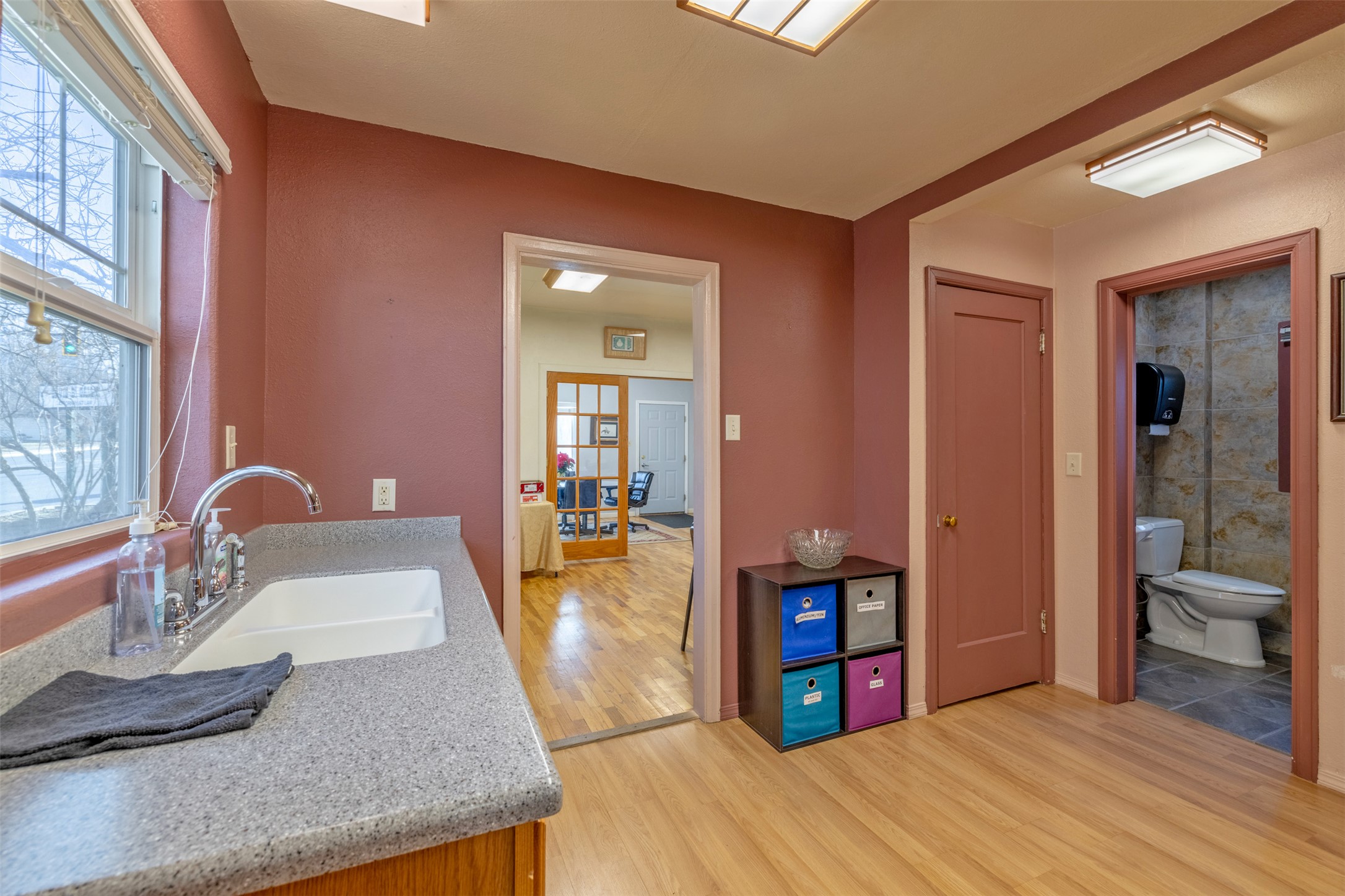 1124 Billings Avenue Property Photo 32