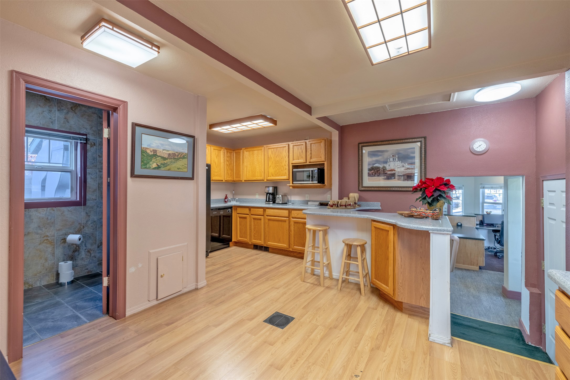 1124 Billings Avenue Property Photo 33