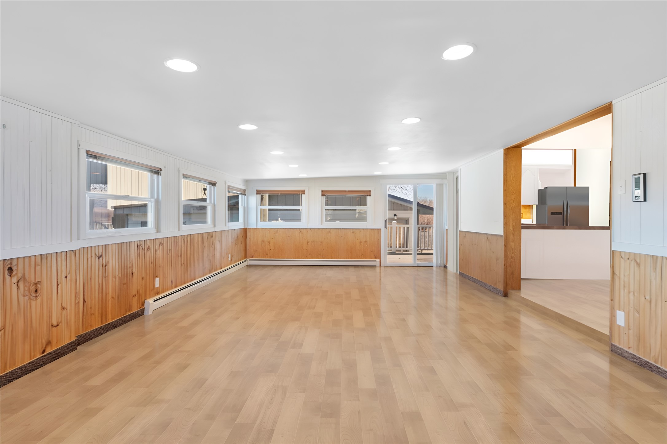 509 1st Street E Property Photo 11