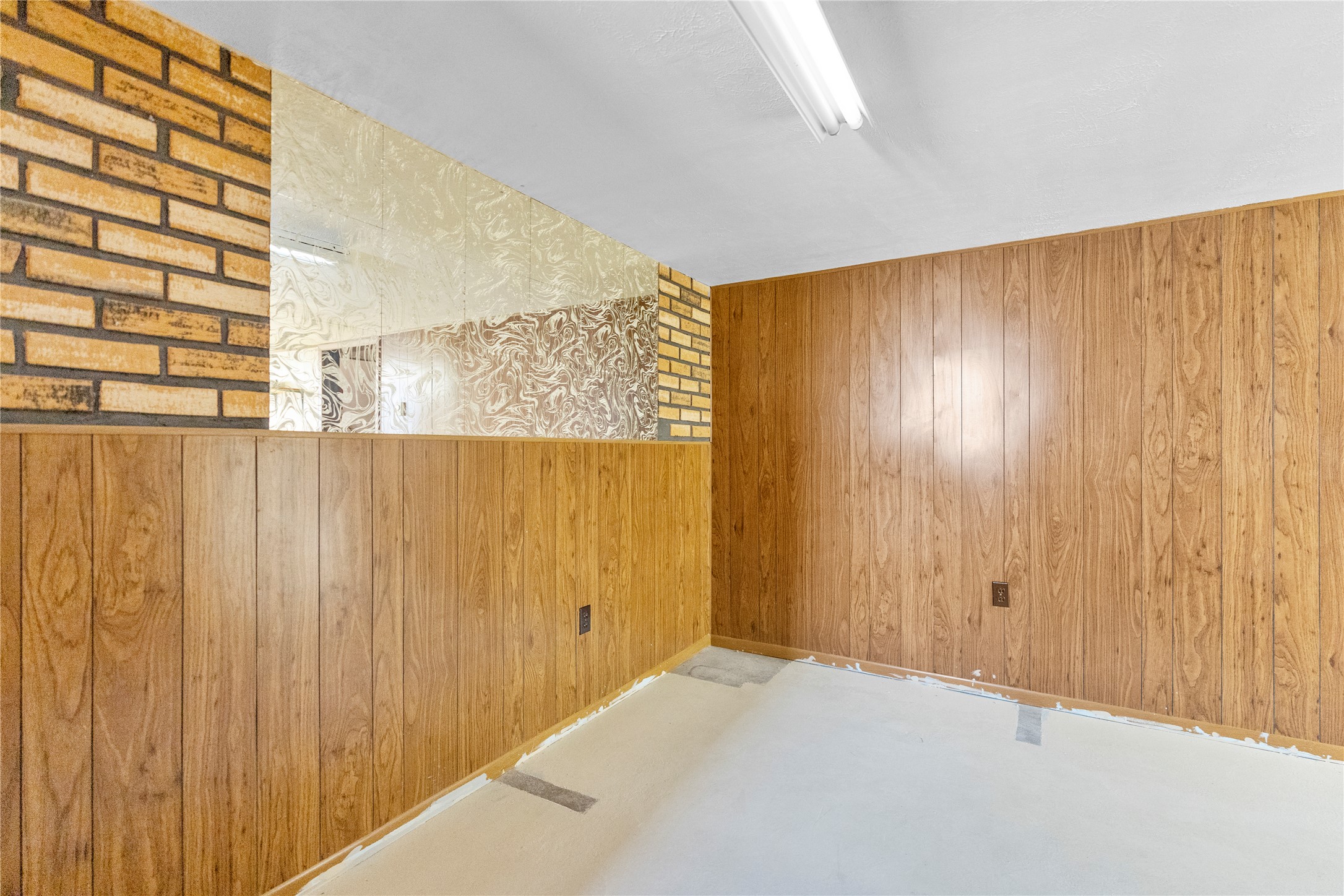 509 1st Street E Property Photo 51