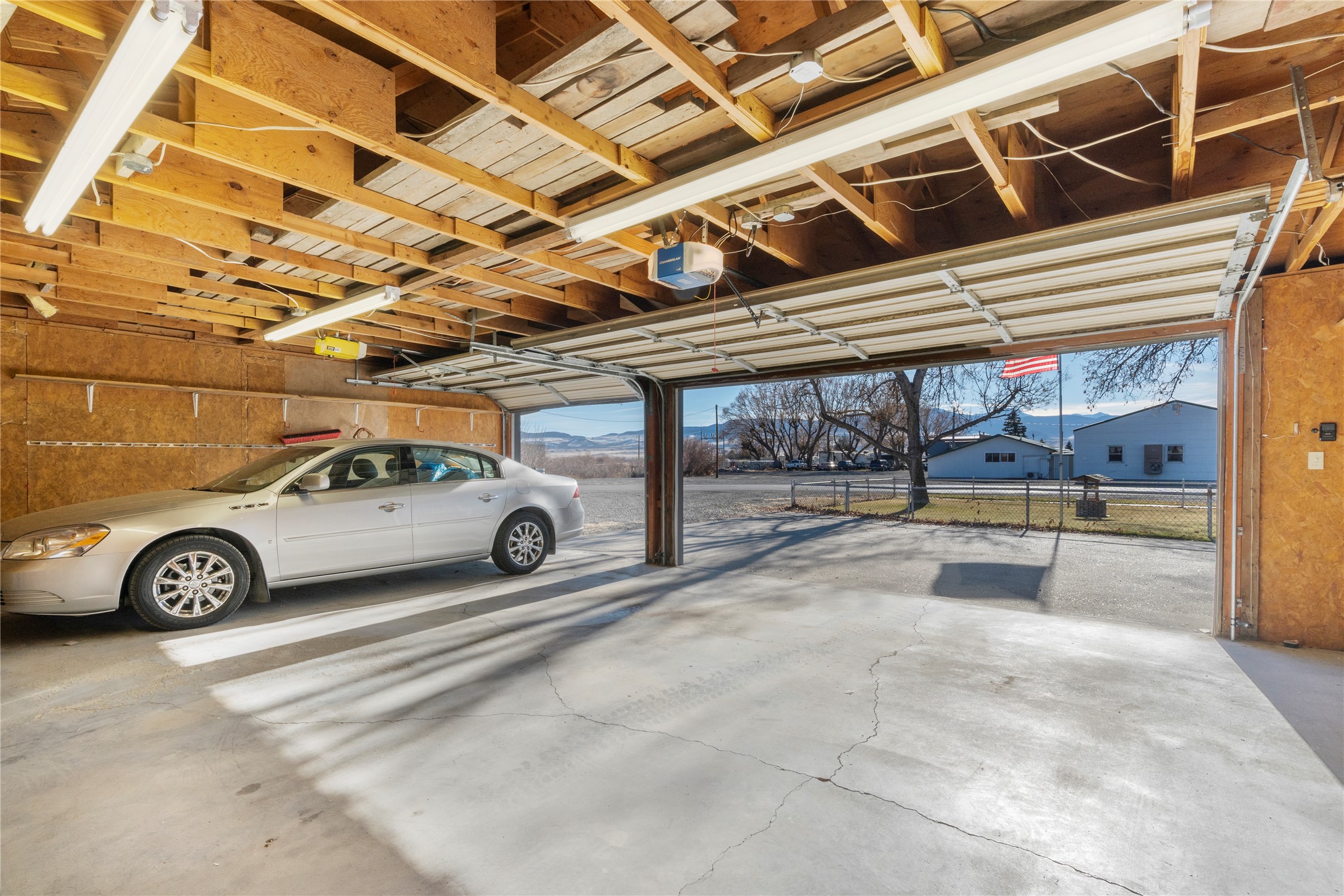 509 1st Street E Property Photo 56