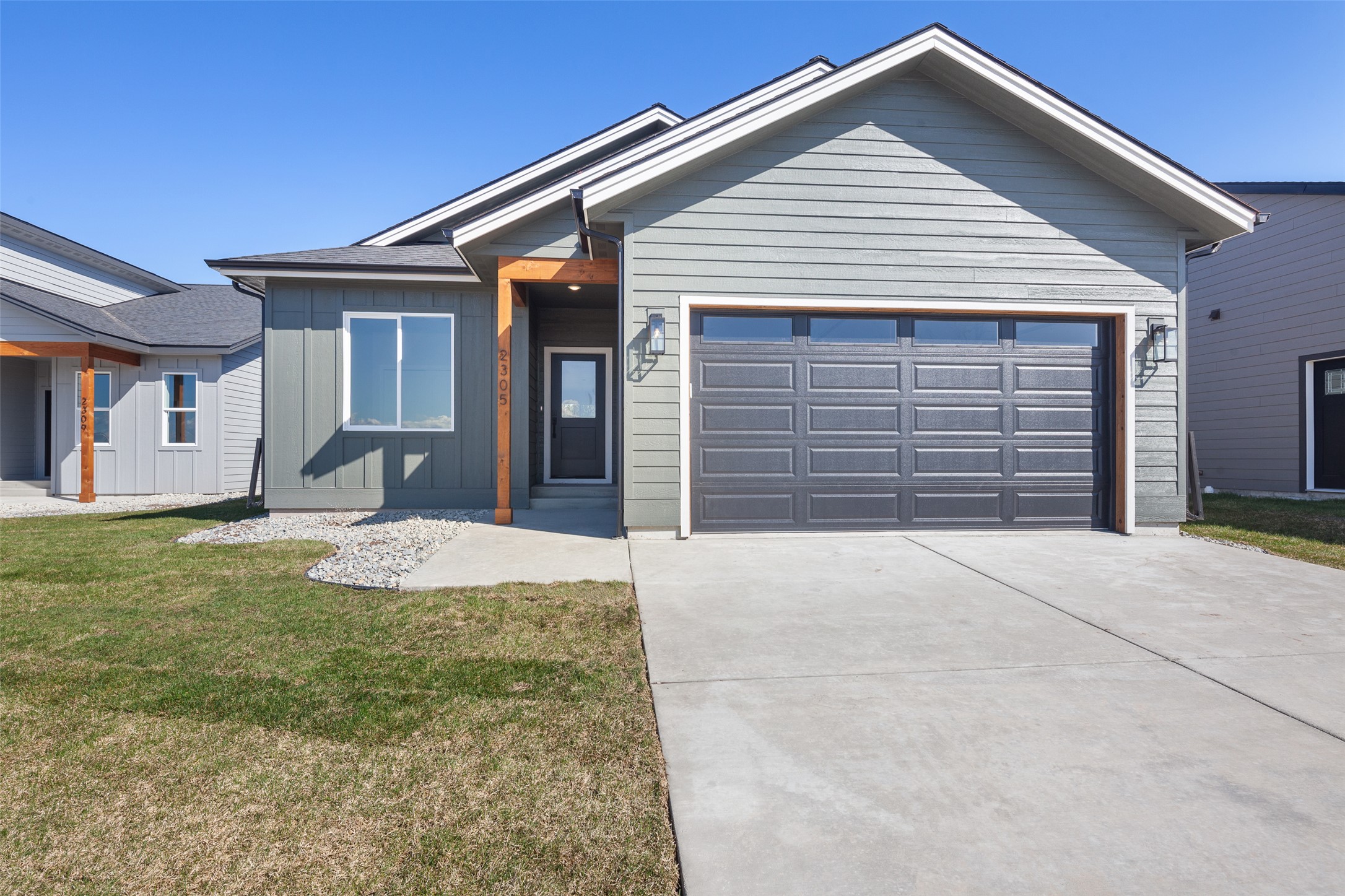2305 Jefferson Boulevard Property Photo 1