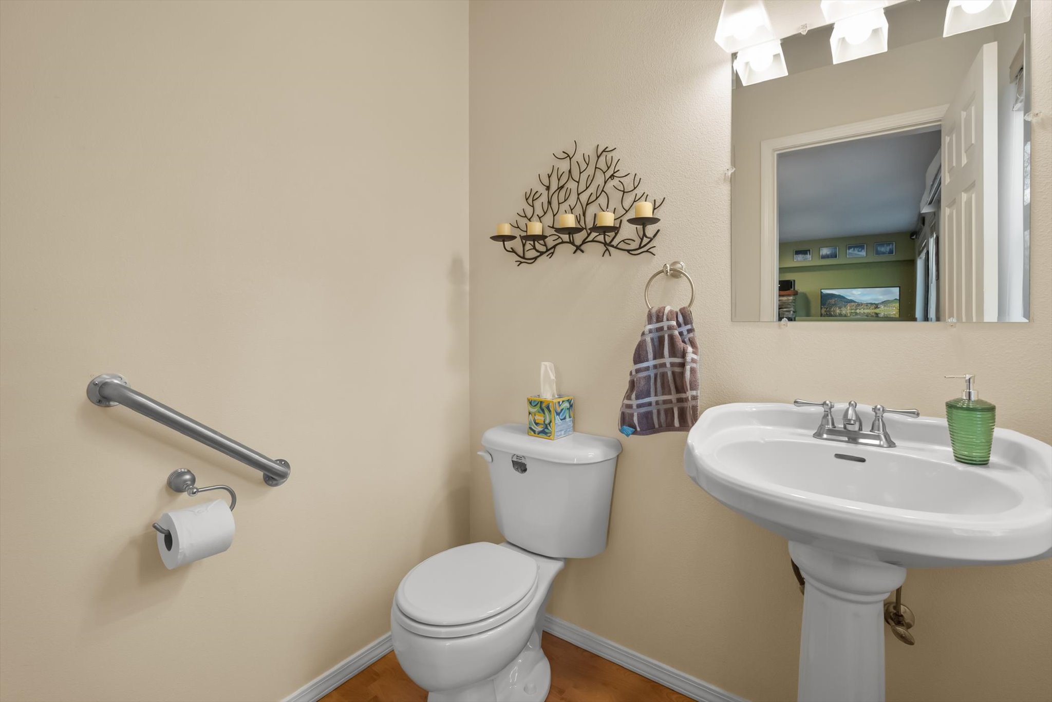 100 Forest Ridge Drive A Property Photo 10