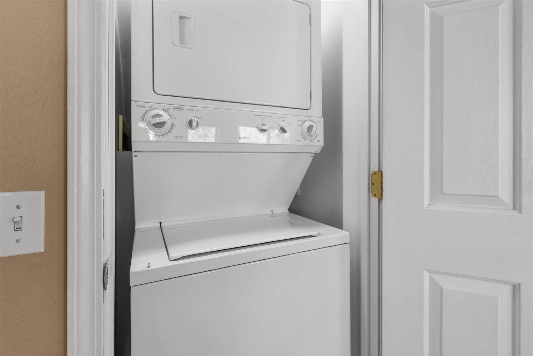 100 Forest Ridge Drive A Property Photo 11