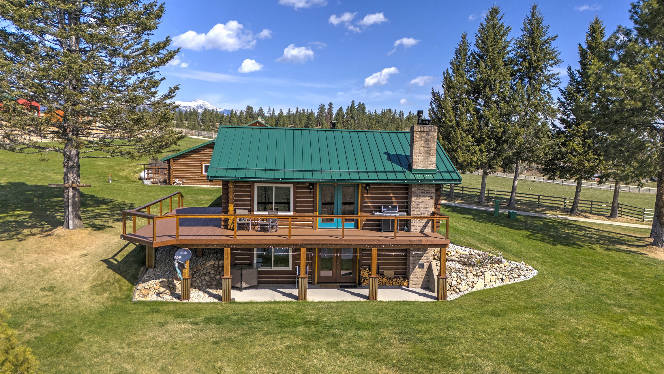 1335 Country Road Property Photo 7