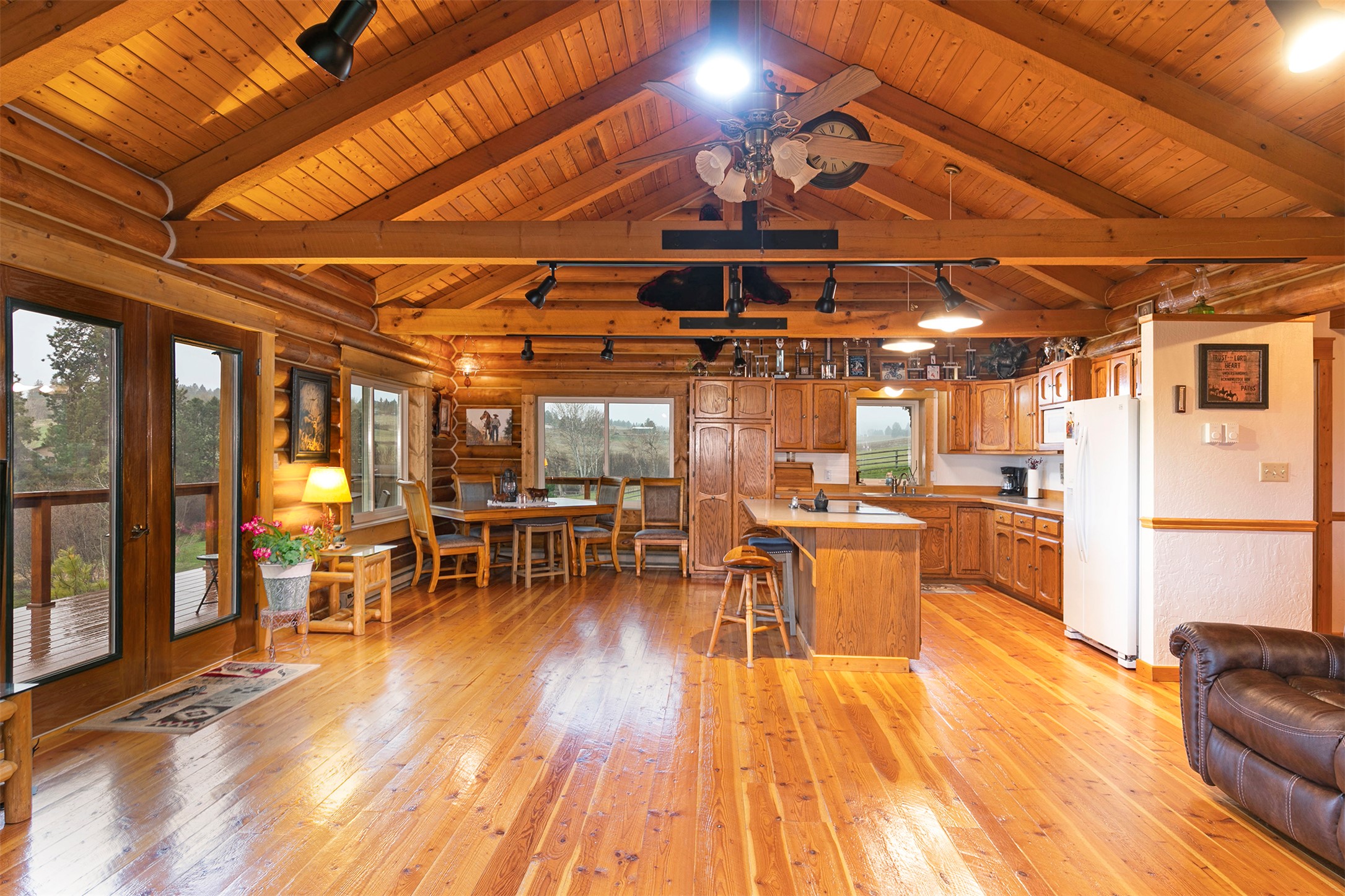 1335 Country Road Property Photo 34