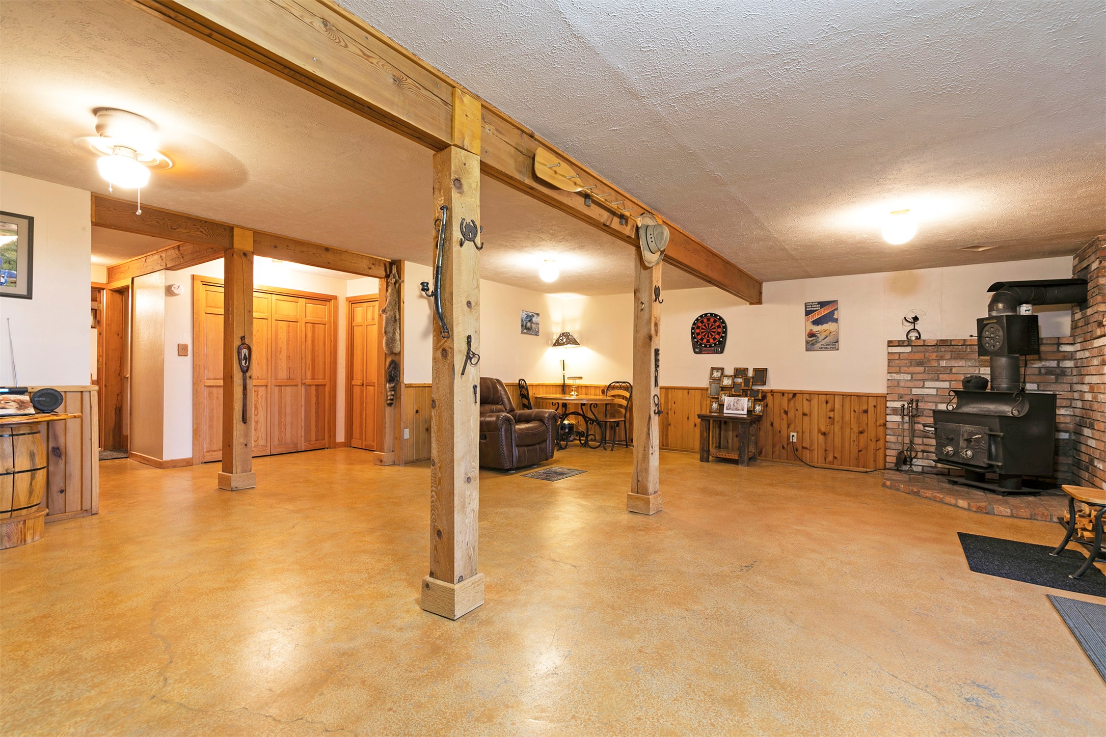 1335 Country Road Property Photo 42