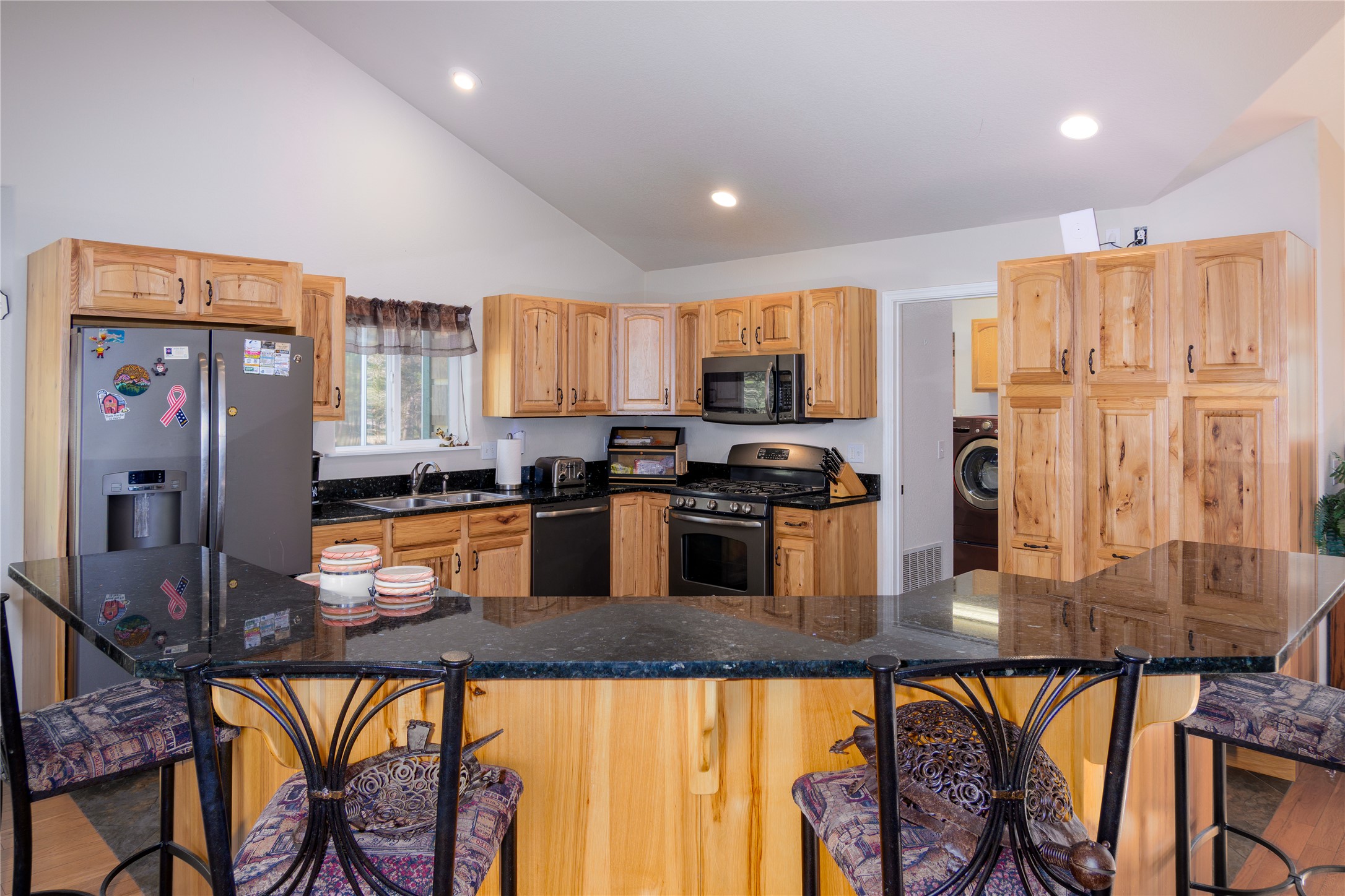 886 Mustang Lane Property Photo 12