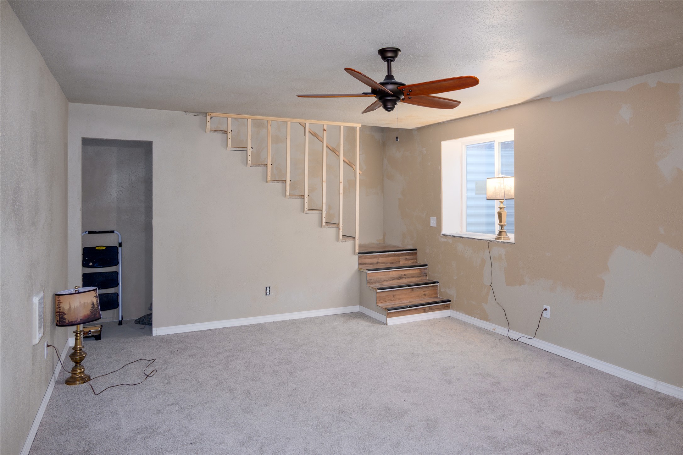 886 Mustang Lane Property Photo 25