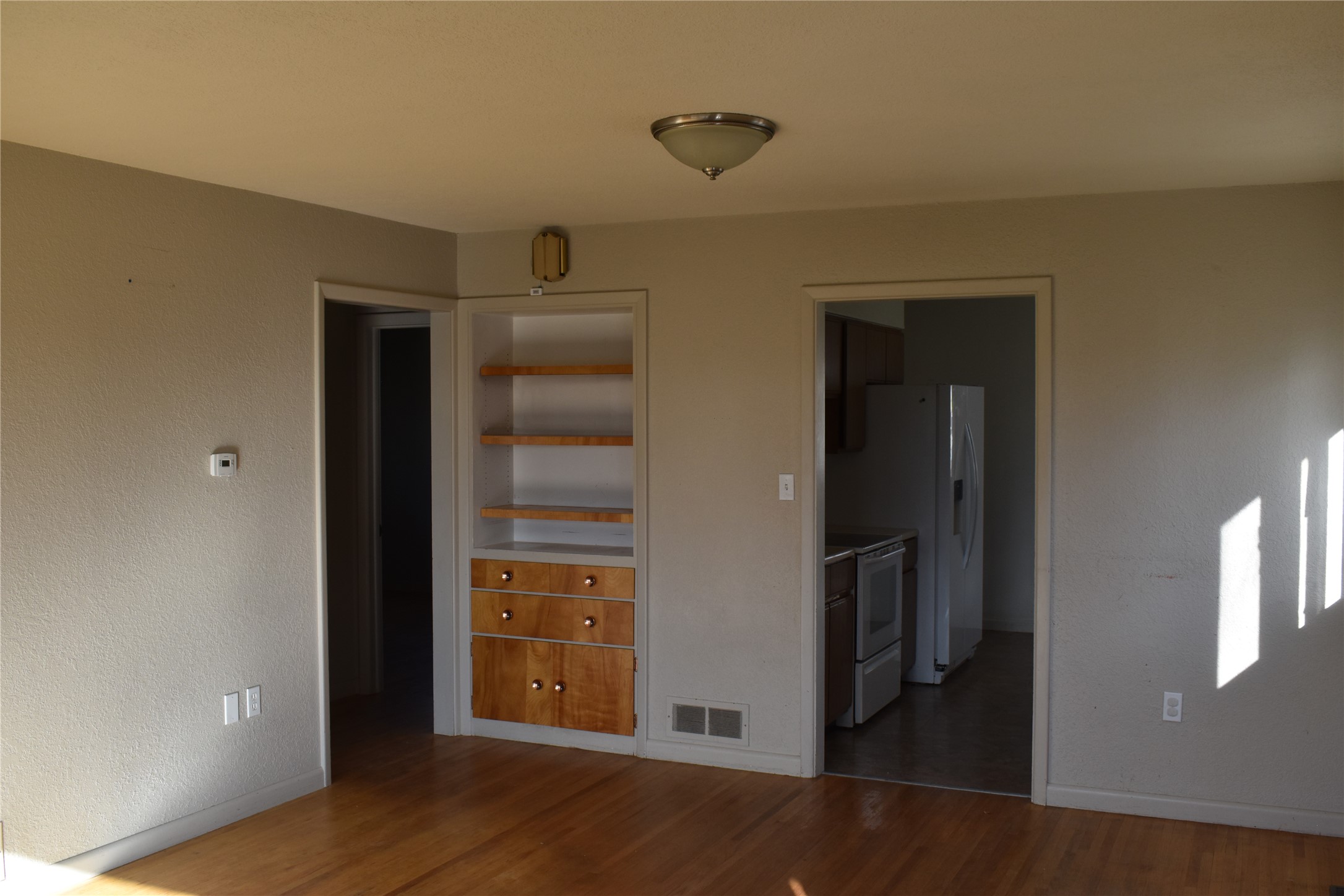 515 S Iowa Street Property Photo 4