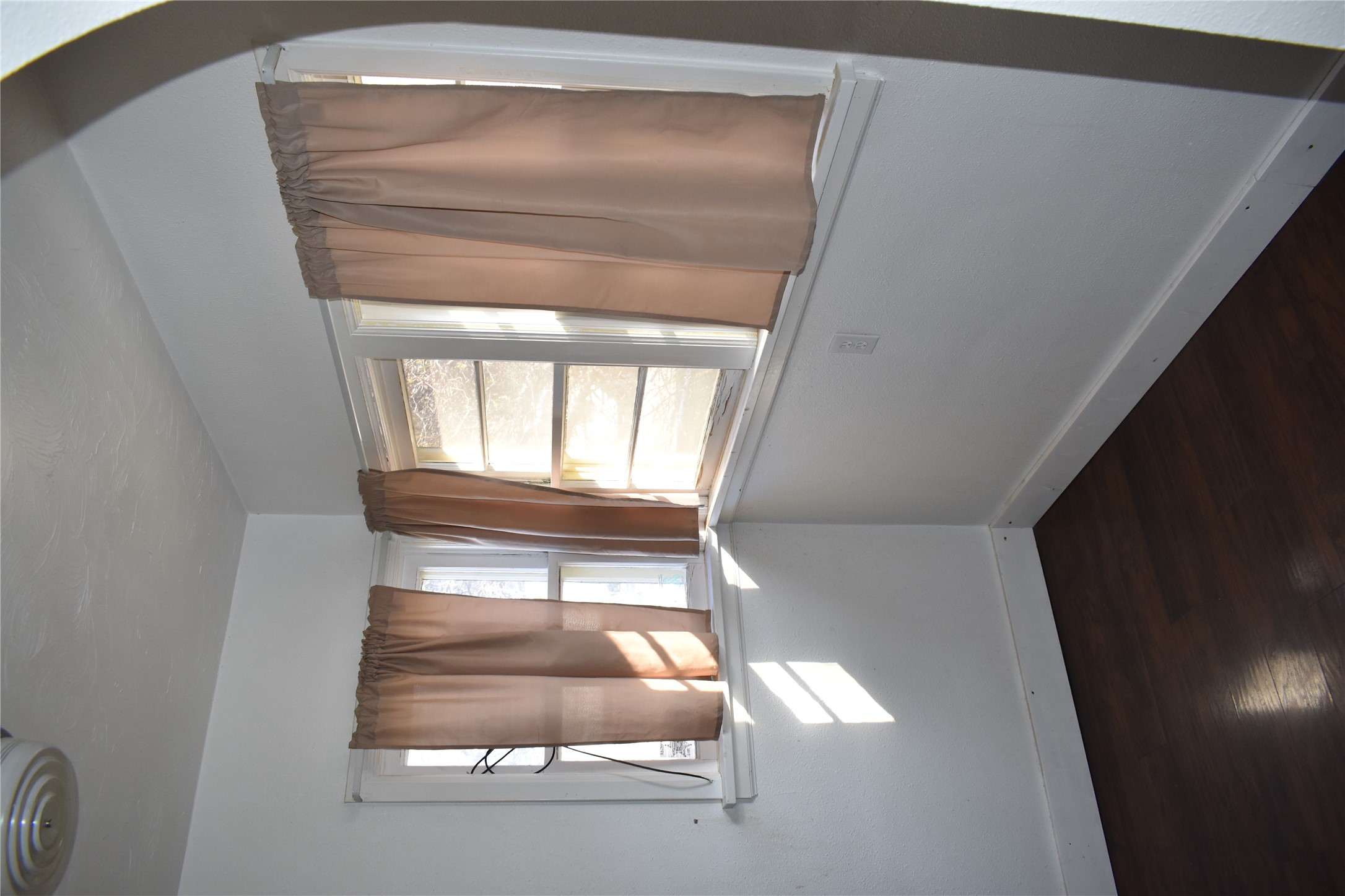 409 S Delaware Street Property Photo 13