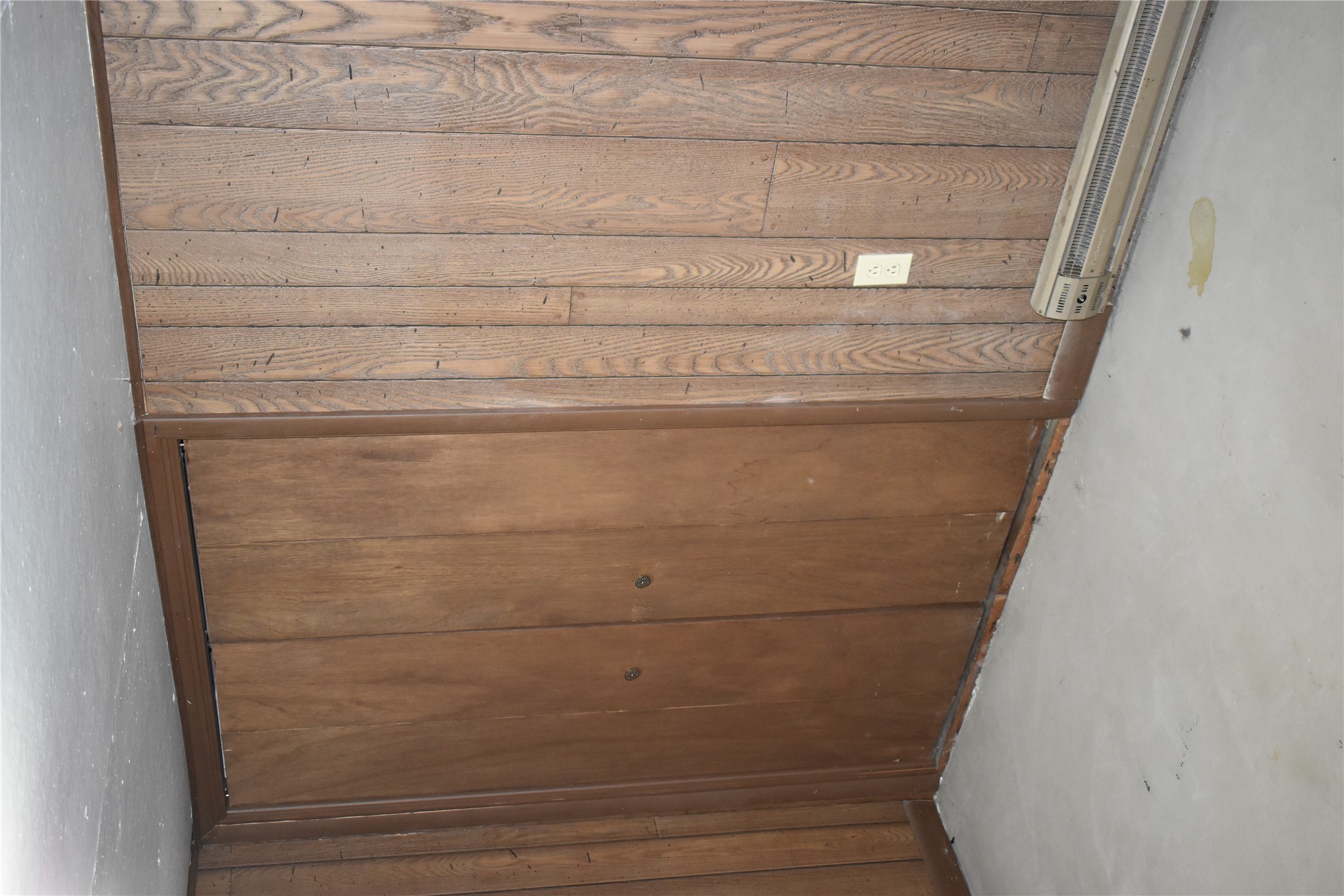 409 S Delaware Street Property Photo 17