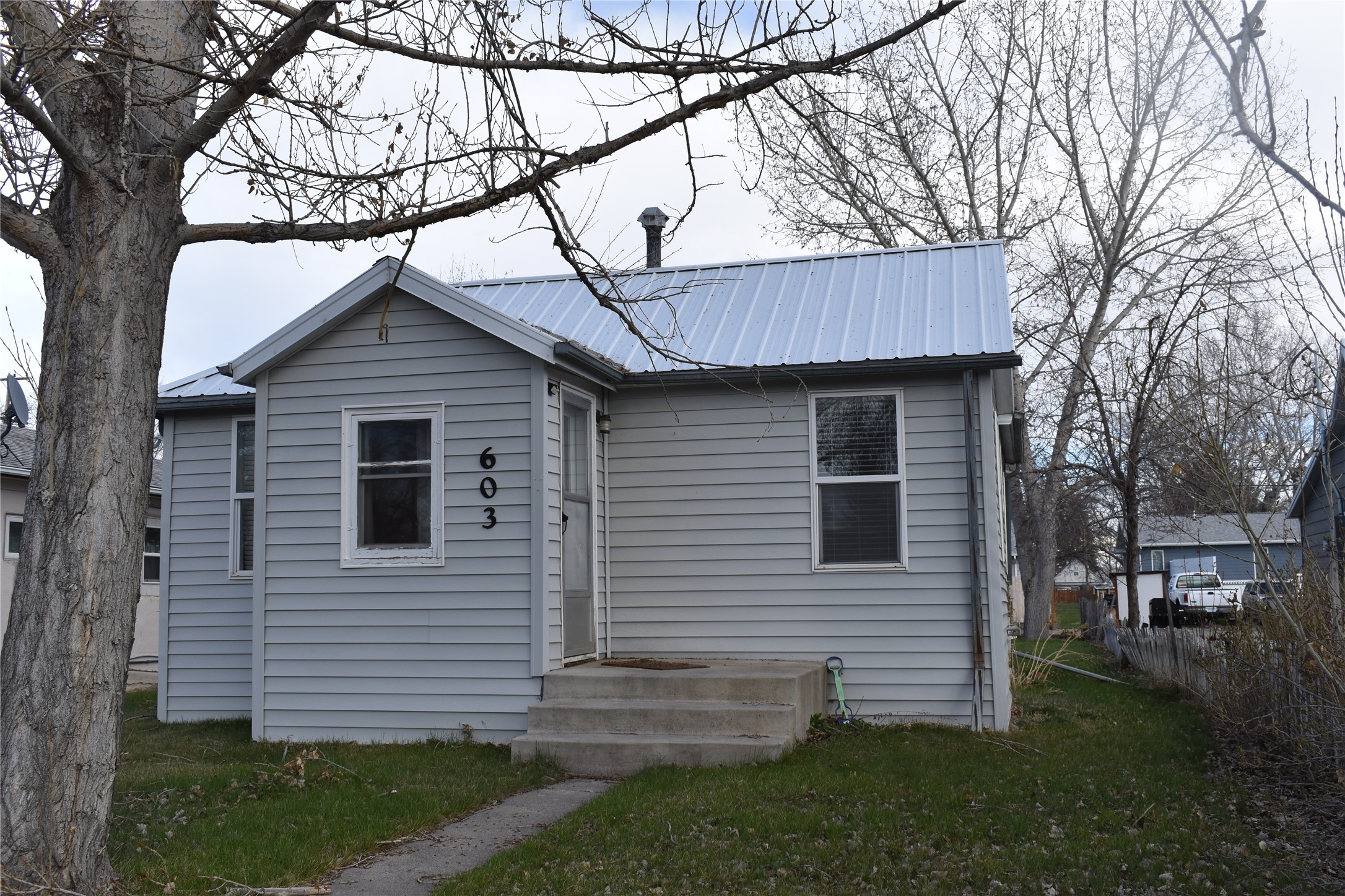 603 S Michigan Street Property Photo 1