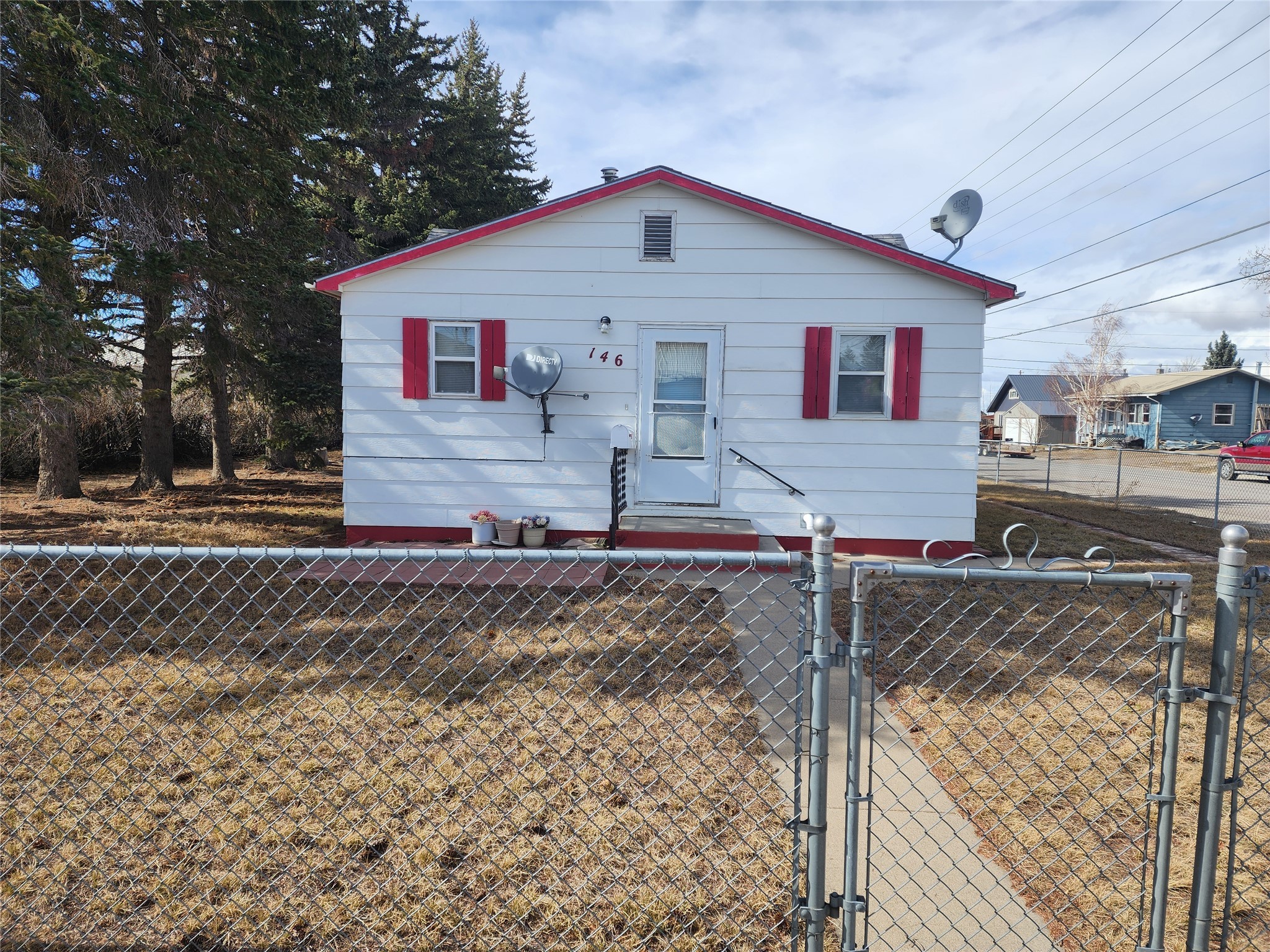 146 3rd Avenue Nw Property Photo