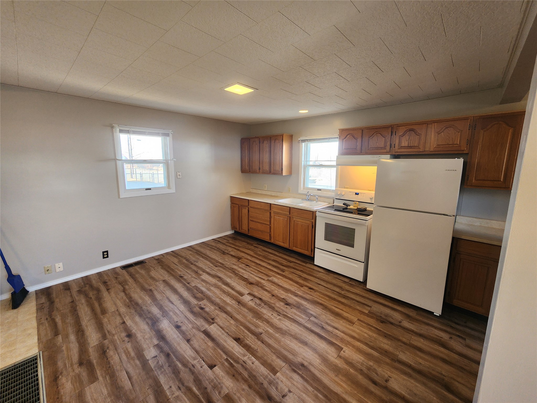 146 3rd Avenue Nw Property Photo 8