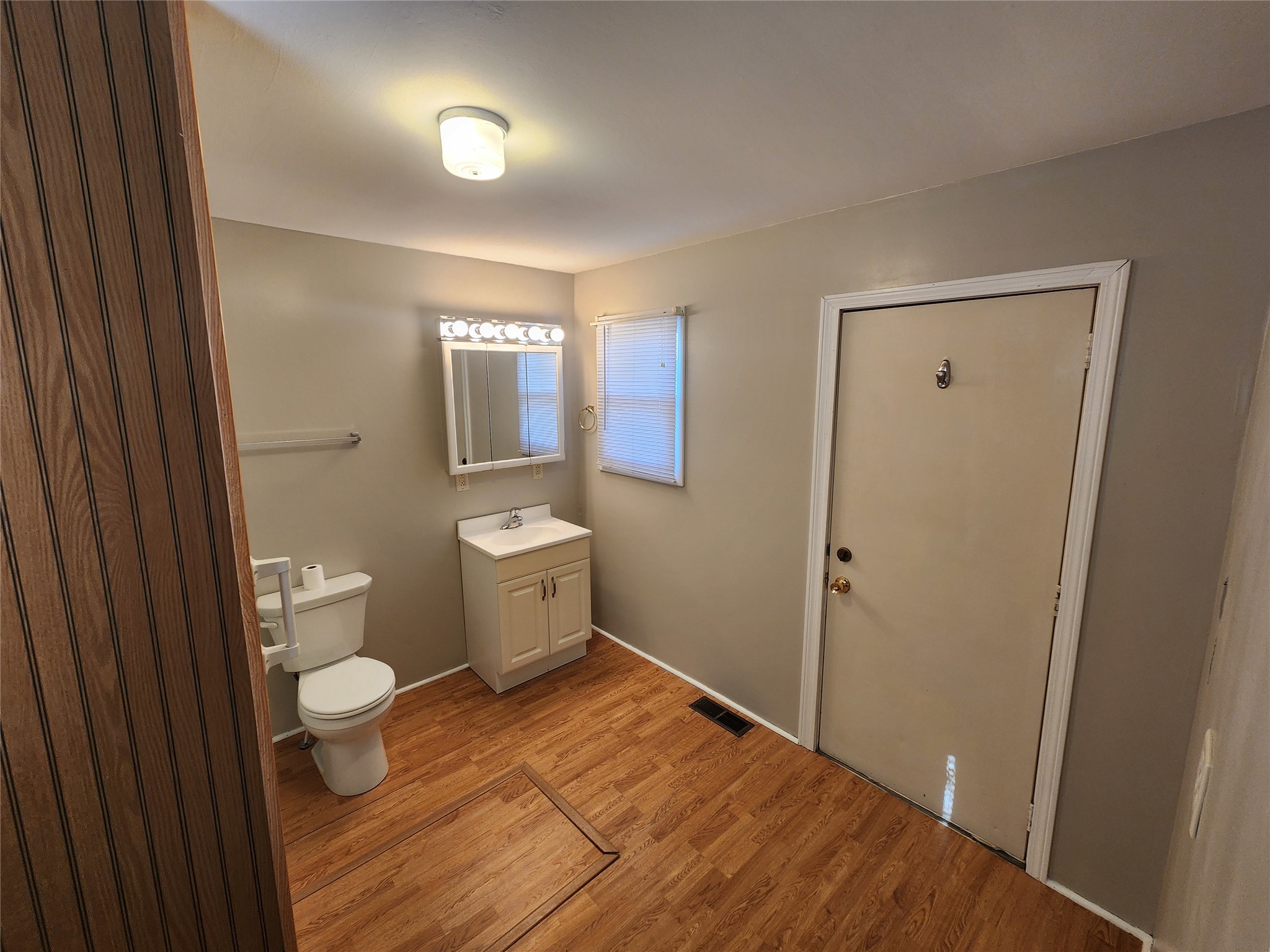 146 3rd Avenue Nw Property Photo 16