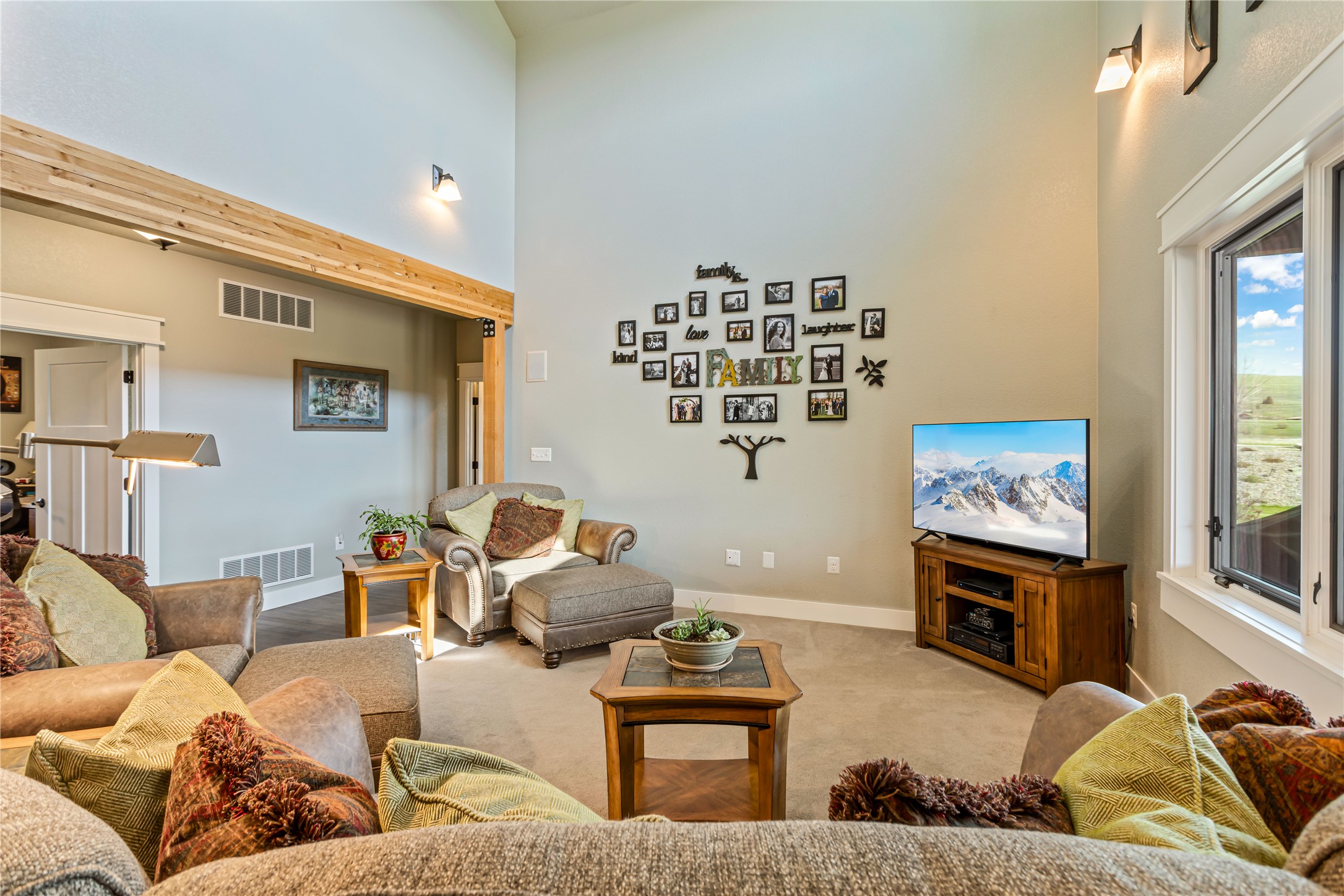 9294 Trigger Court Property Photo 38