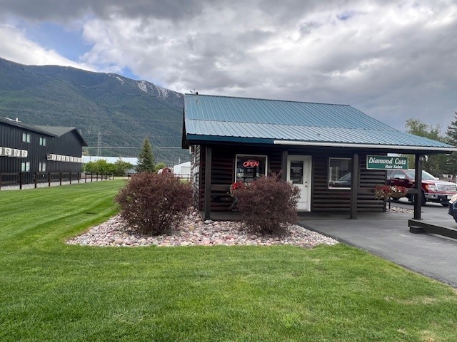 7343 Us Highway 2 E Property Photo 1