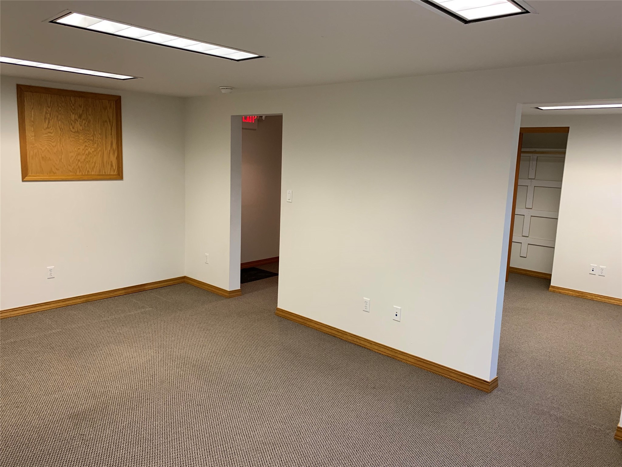 502 W Custer Avenue Property Photo 7