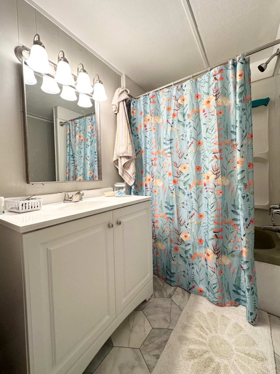 2508 Parrot Street Property Photo 5
