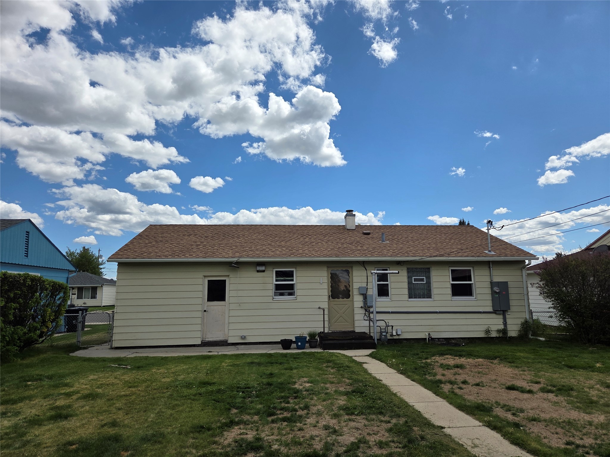 2225 North Drive Property Photo 6