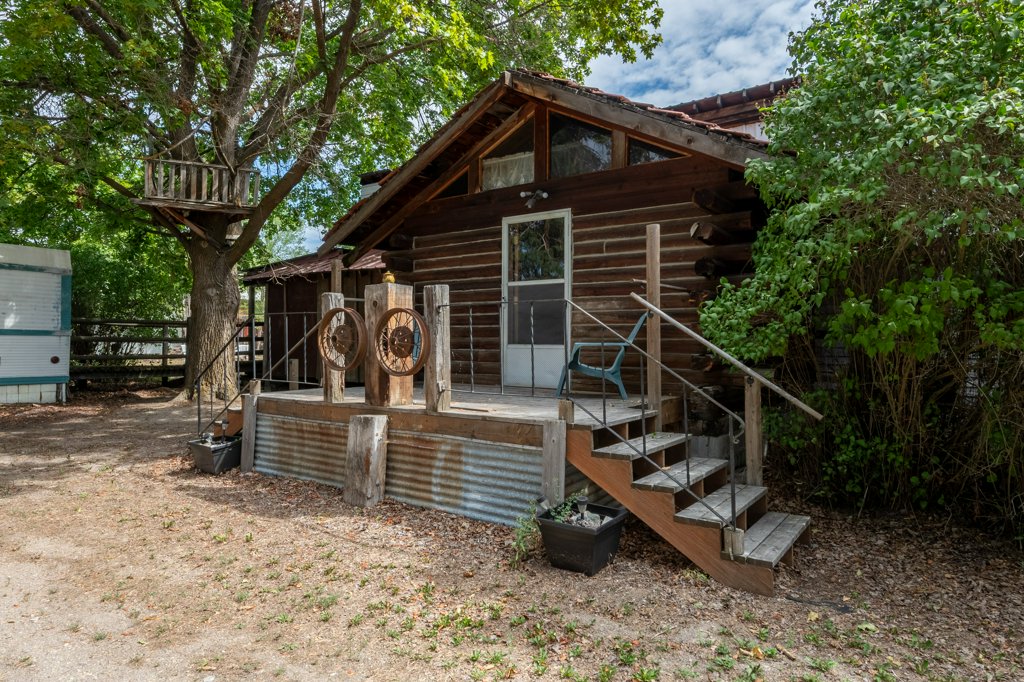 3330 S 3rd Street W Property Photo 89