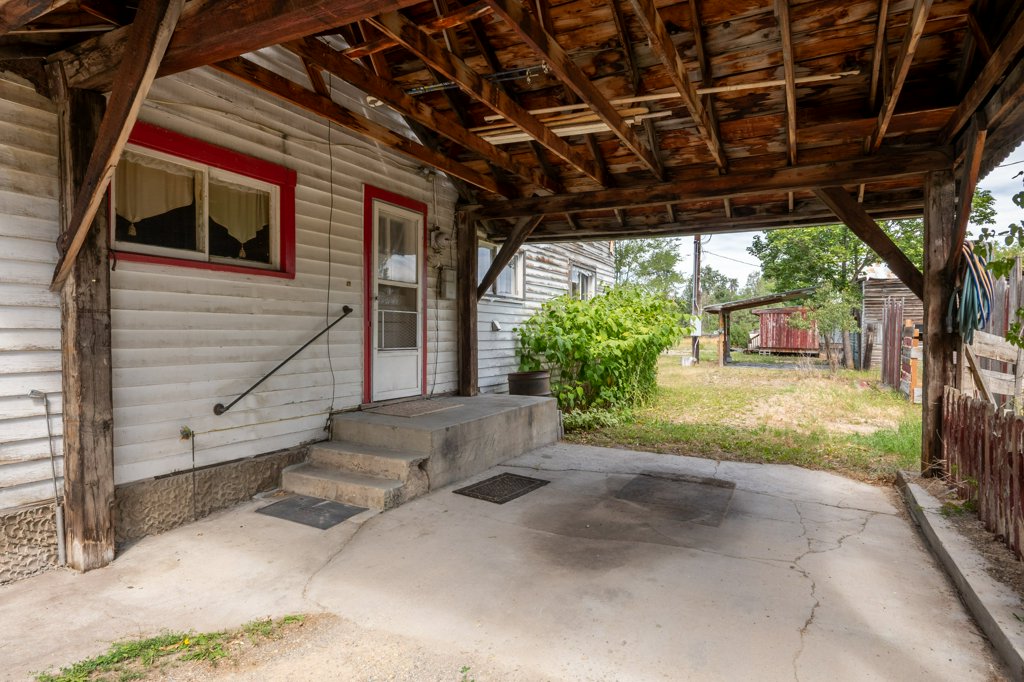 3330 S 3rd Street W Property Photo 90