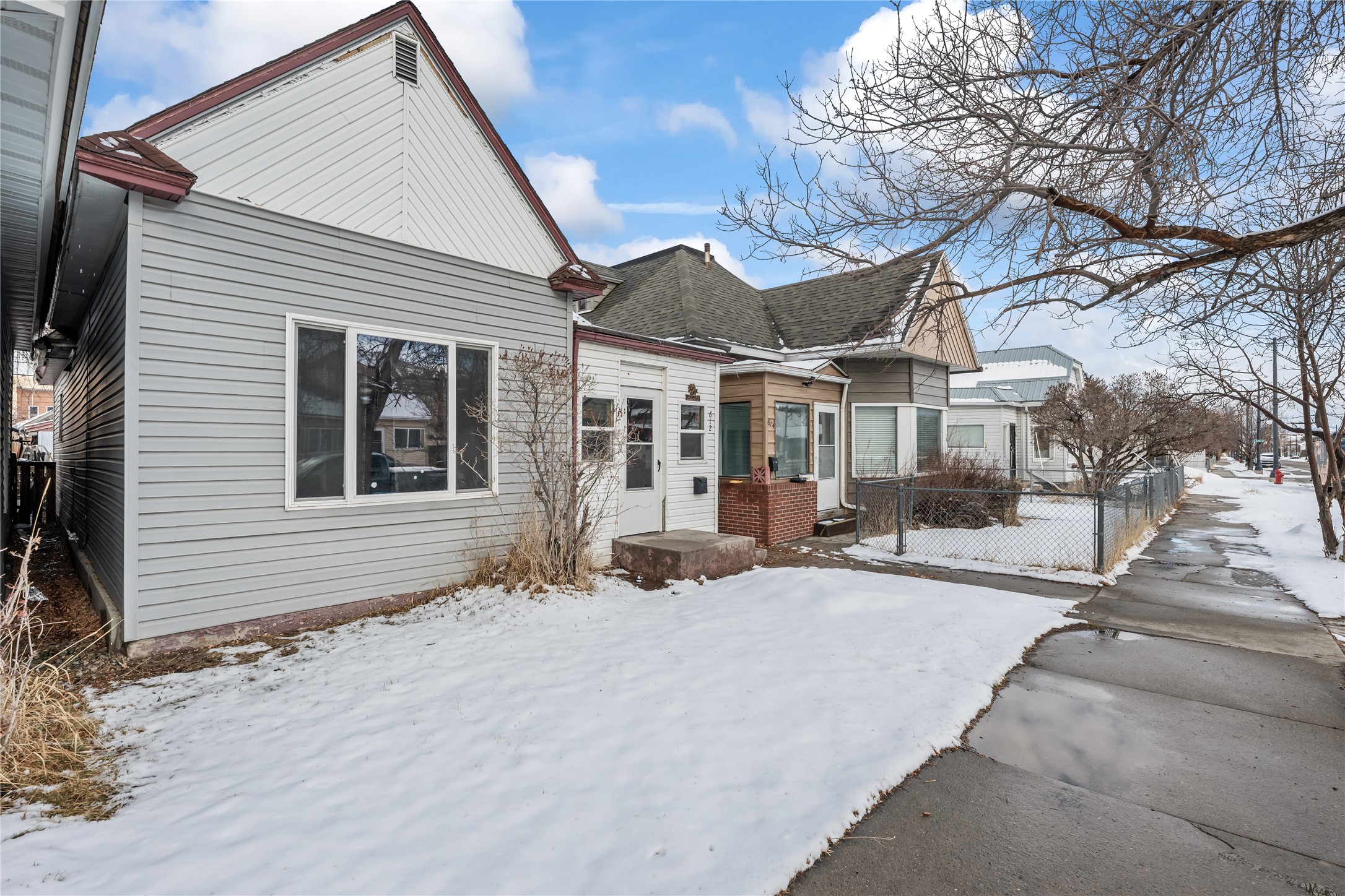 612 E 3rd Street Property Photo