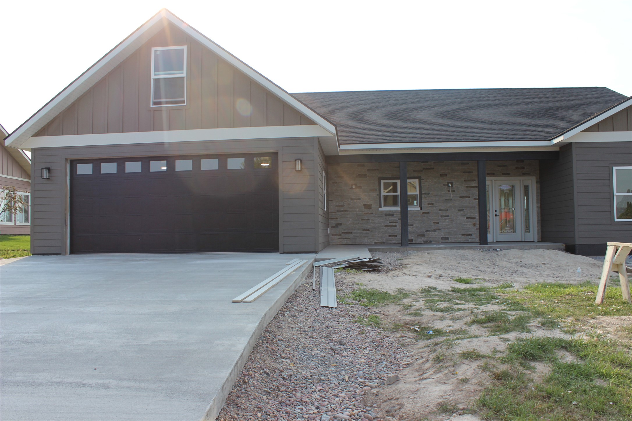 102 Marias Street Property Photo 1