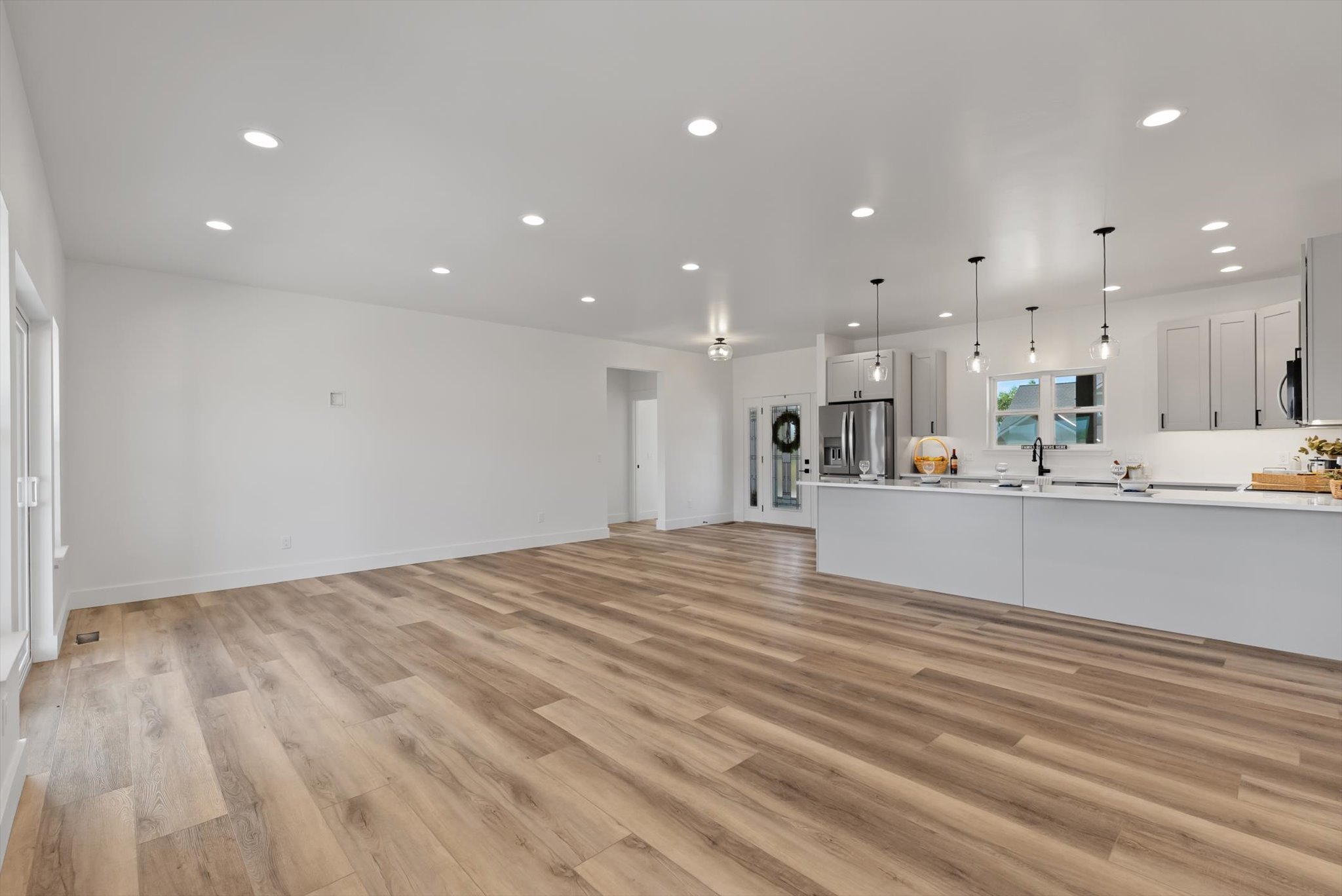 102 Marias Street Property Photo 7