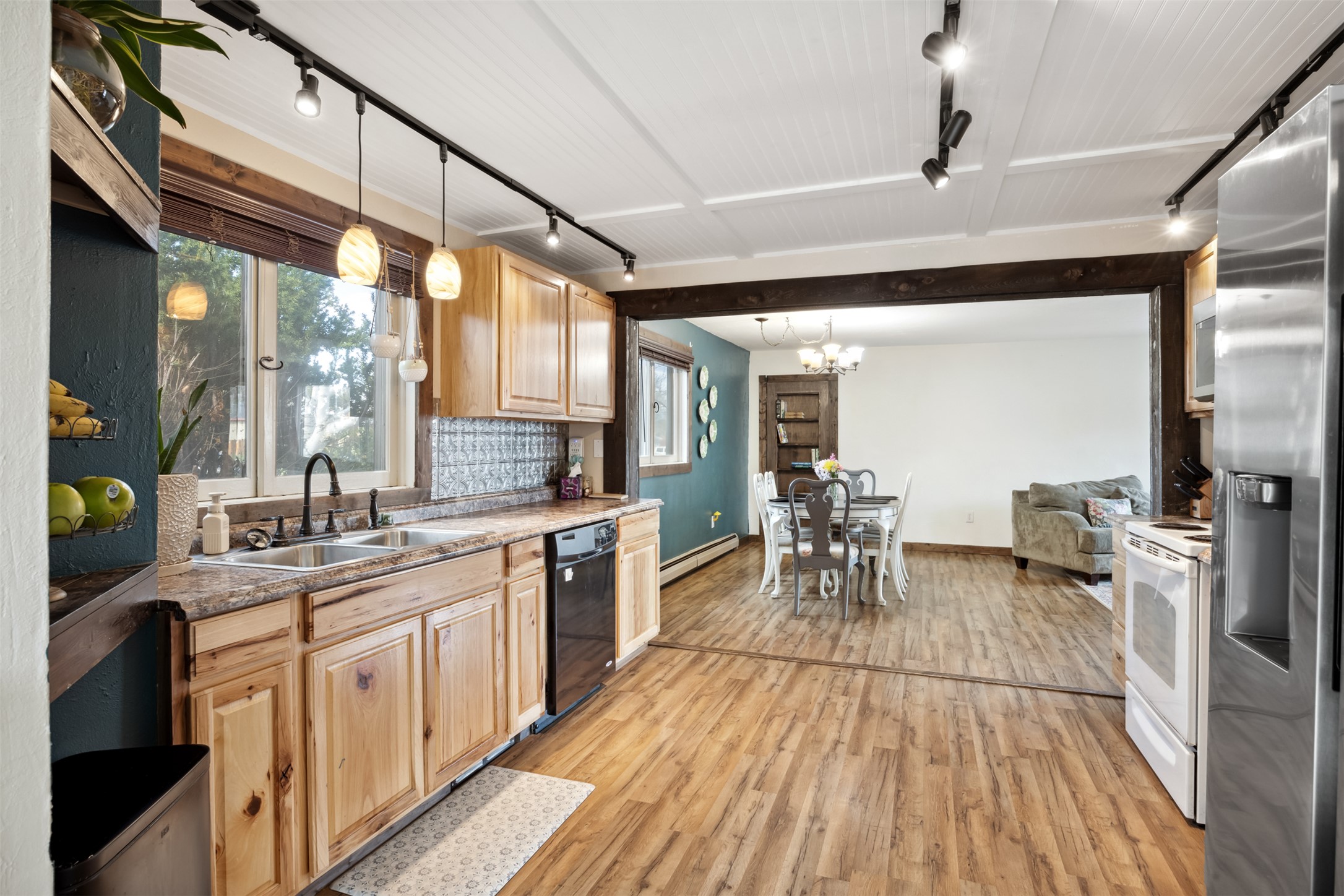 523 N 6th Street Property Photo 8