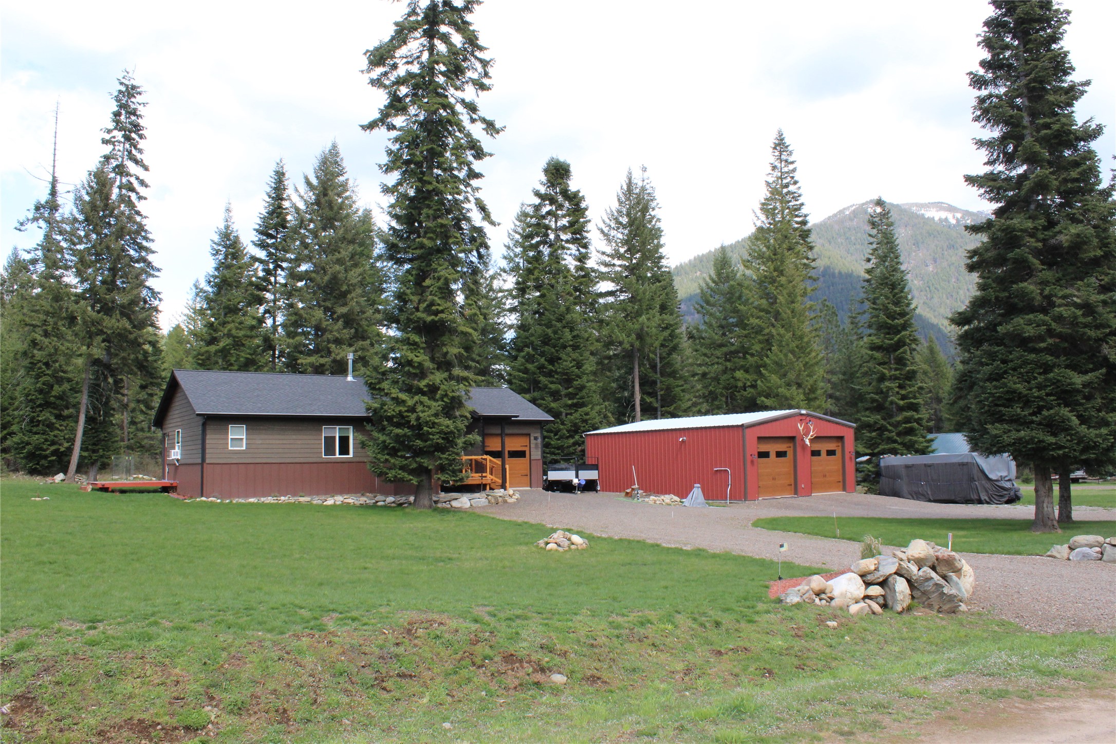 15 Rainbow Loop Property Photo 2