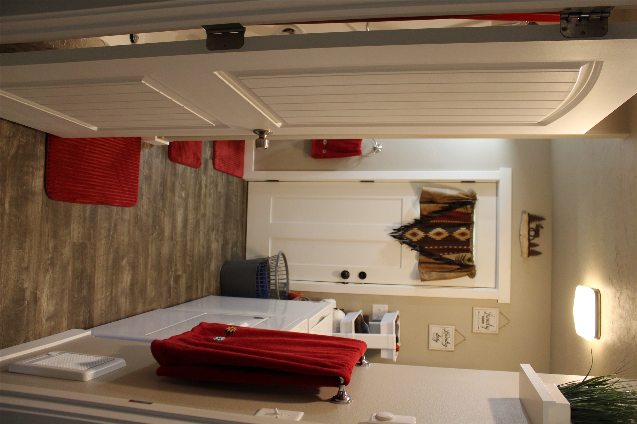 15 Rainbow Loop Property Photo 5