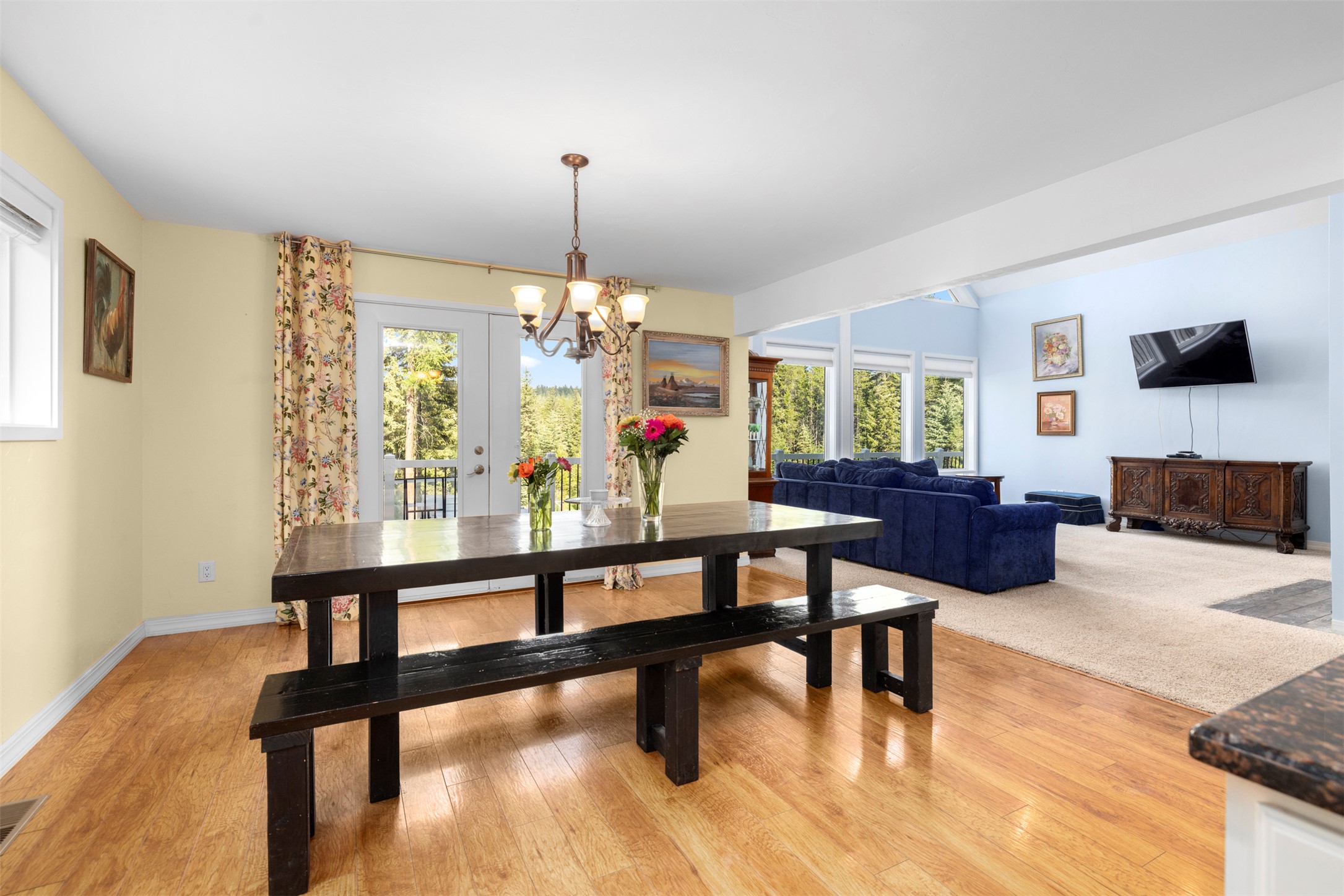 115 Wagon Wheel Road Property Photo 33