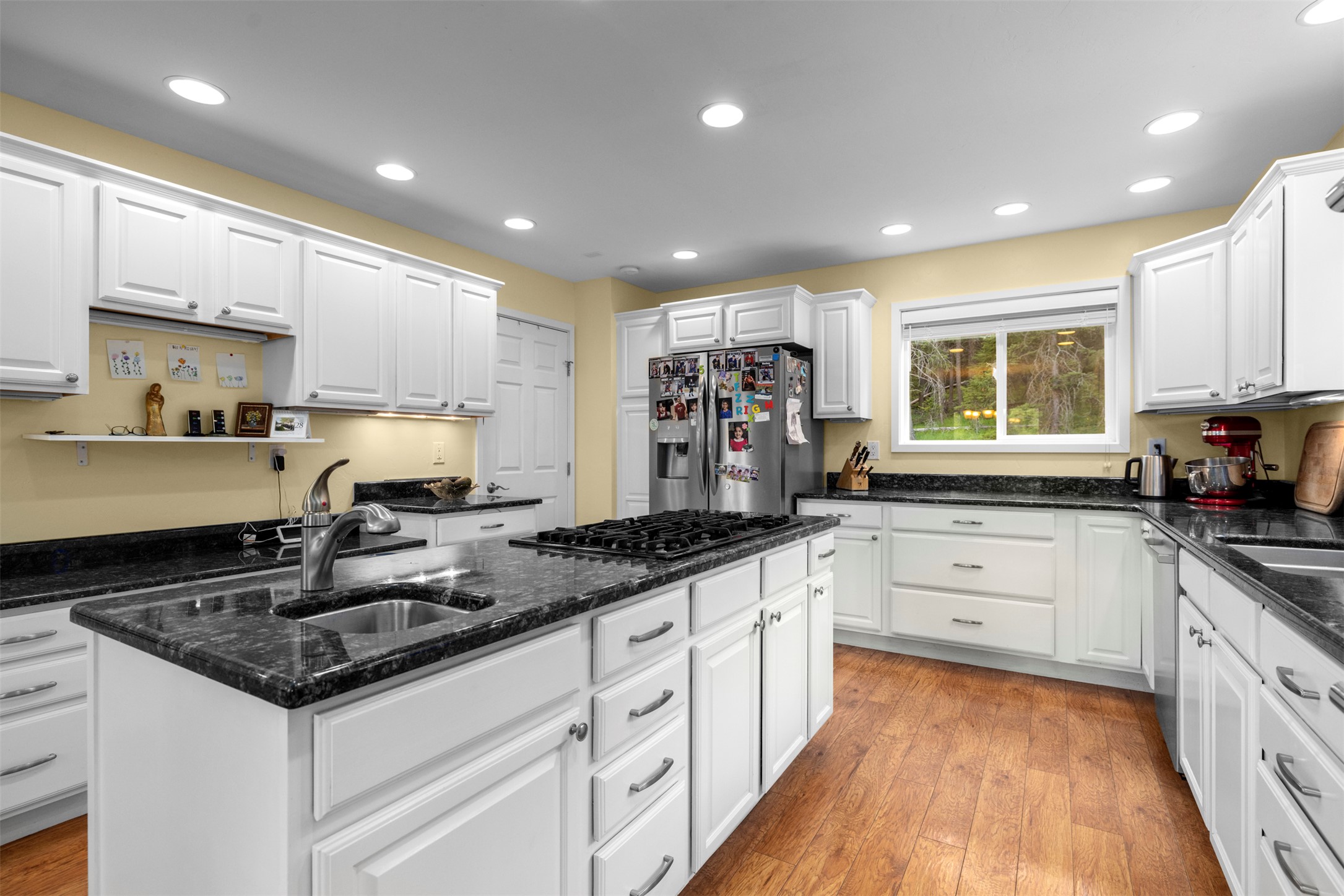 115 Wagon Wheel Road Property Photo 34