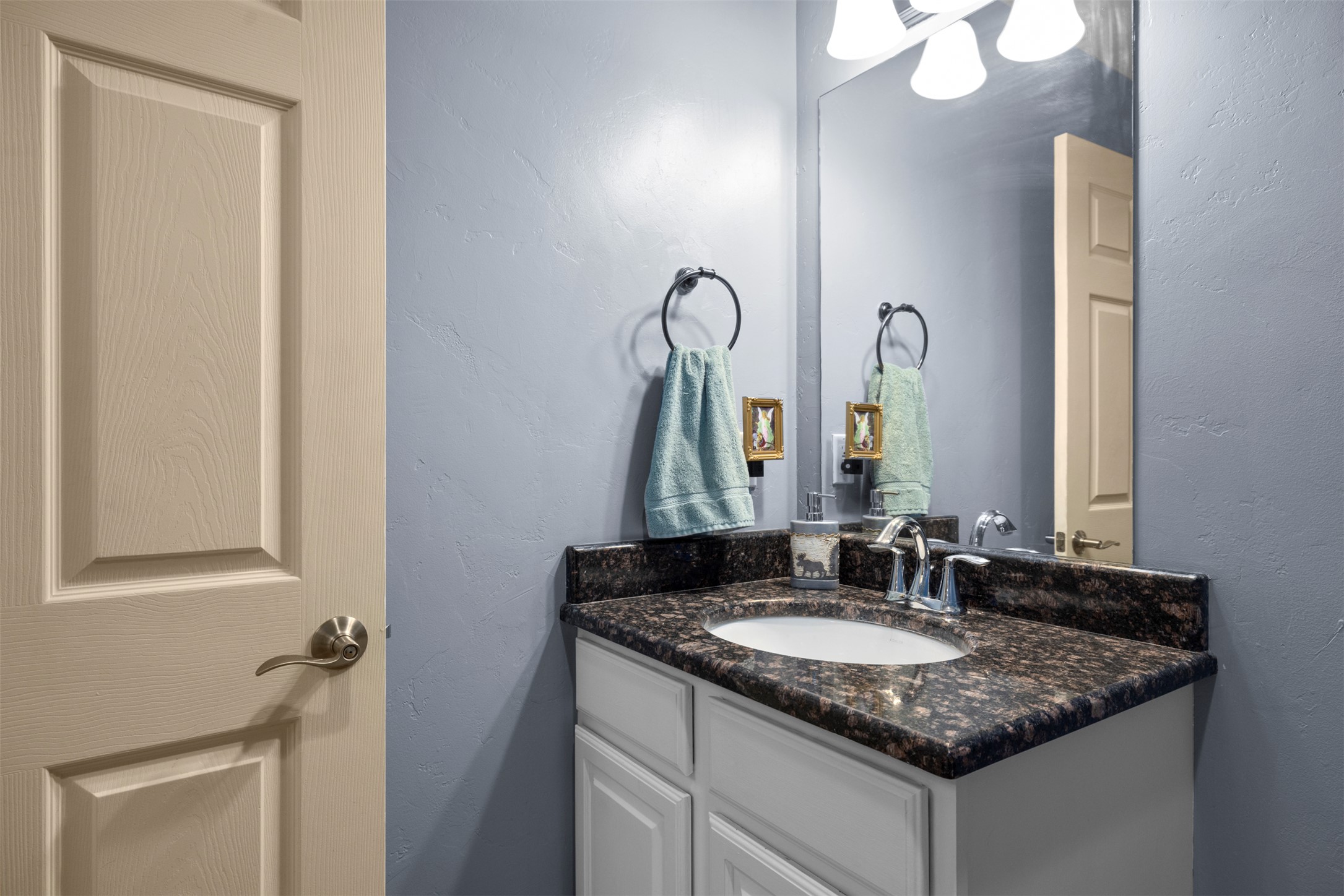 115 Wagon Wheel Road Property Photo 45
