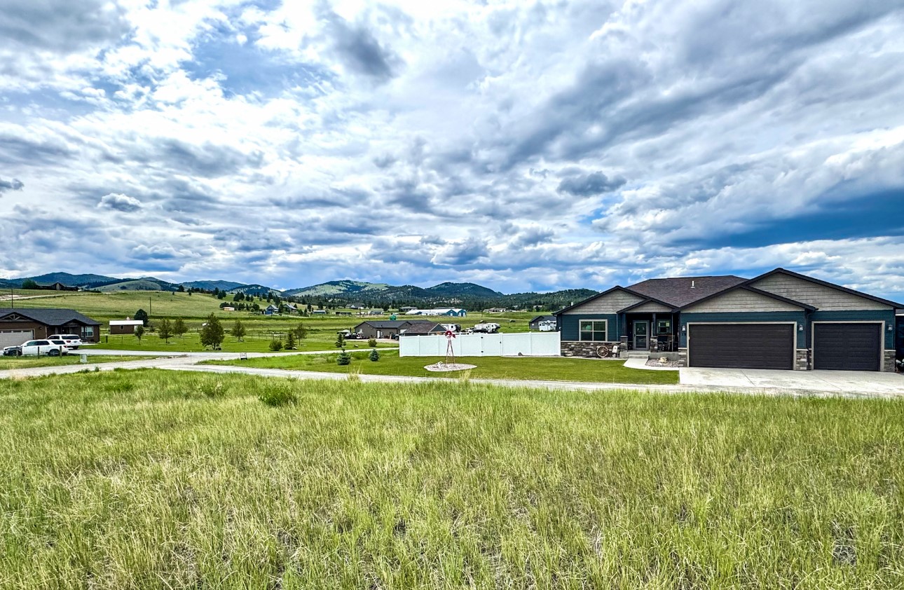 19 Country Meadow Lane Property Photo 1