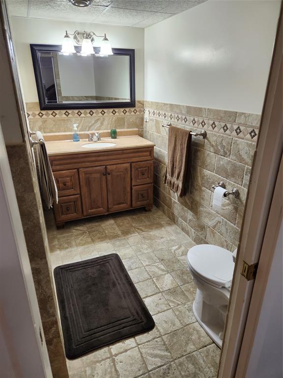 5 N Central Avenue Property Photo 13